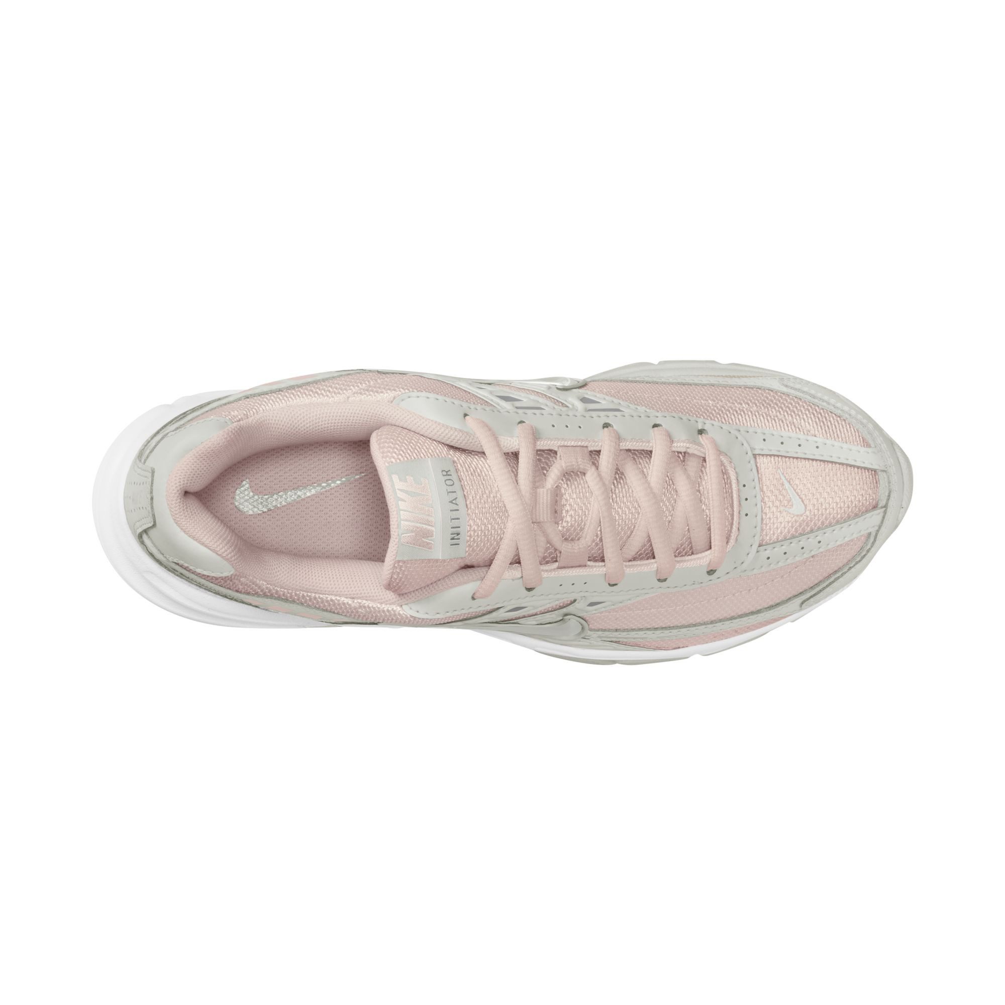 Nike Sportswear Initiator Sneaker inspiriert vom Design des Nike P-6000