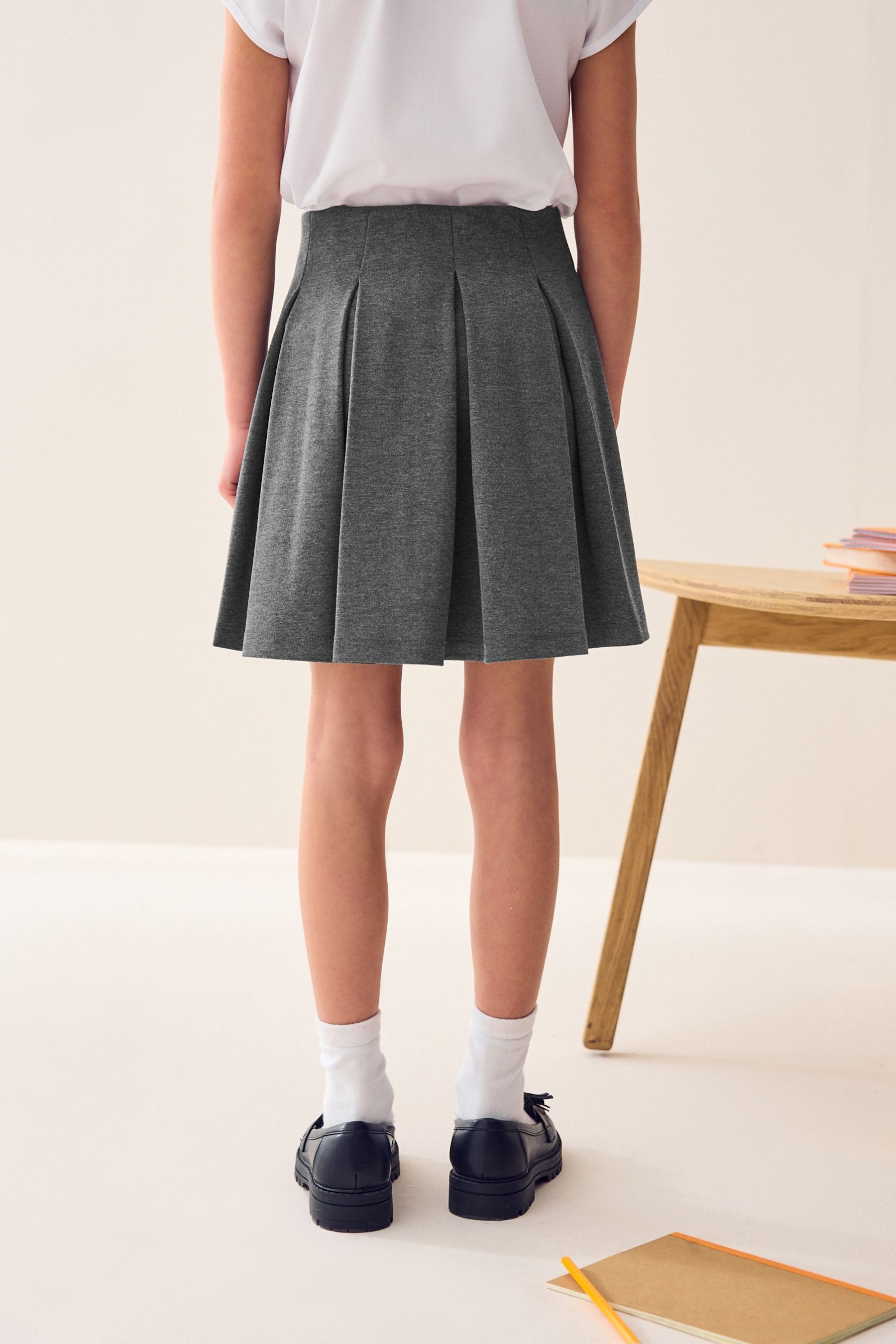 Next Jerseyrock Jersey-Faltenrock für die Schule (1-tlg)