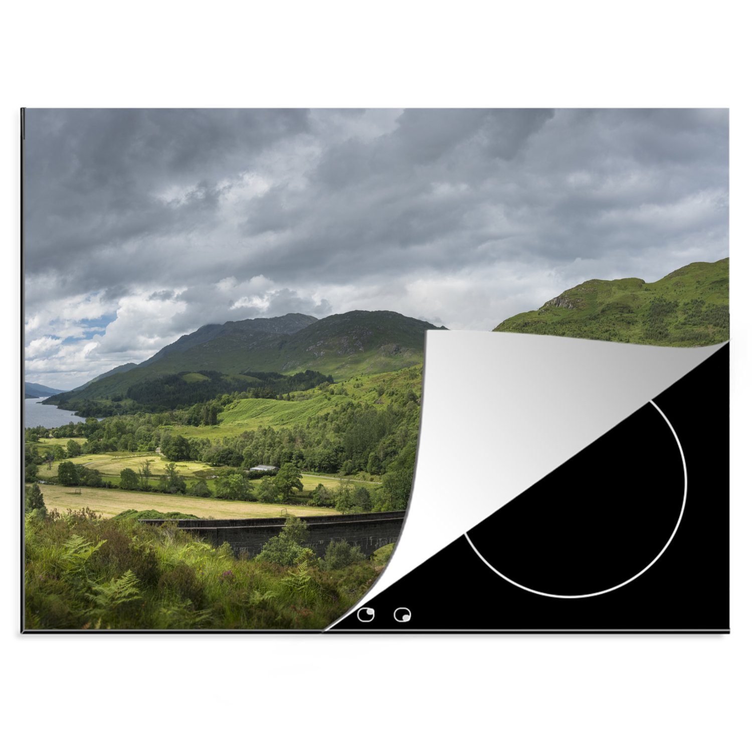 Vinyl, tlg), Natur, MuchoWow Arbeitsfläche Brücke Ceranfeldabdeckung (1 Mobile - 70x52 nutzbar, - cm, Schottland Herdblende-/Abdeckplatte