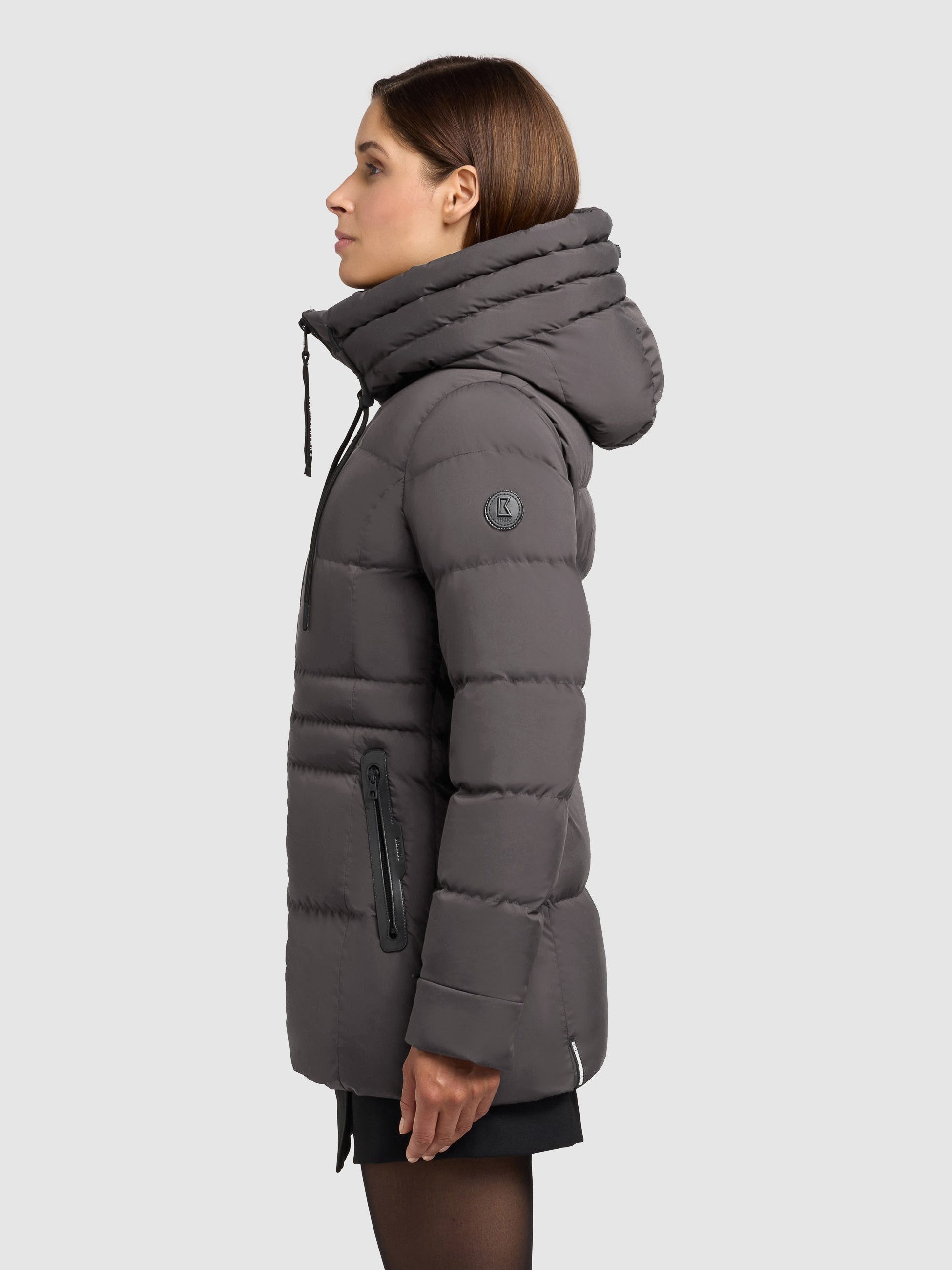 khujo Steppjacke MATLA Reißverschlusstaschen mit Fleecefutter, eine Ärmeltasche