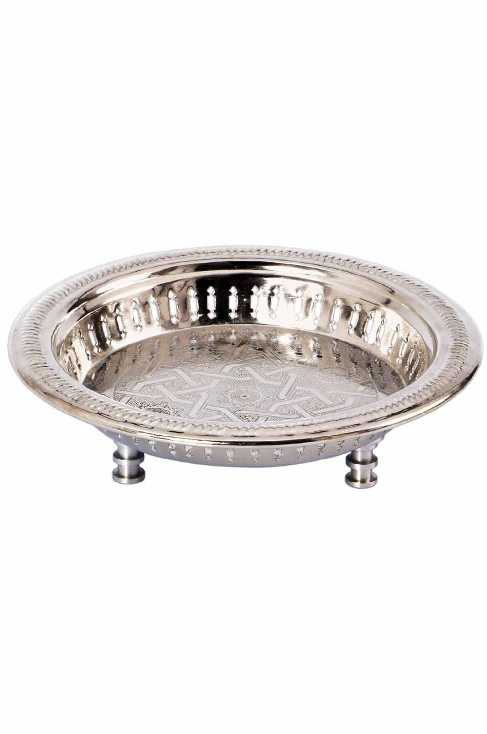 Marrakesch Orient & Mediterran Interior Dekotablett Orientalisches Serviertablett Juman modern aus Metall in Silber 27 cm (1 St), Handarbeit. Reduzierter Preis € 19,90. Unverbindliche Preisempfehlung € 24,00