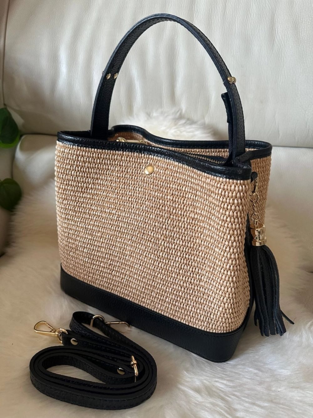 Goodman Design Schultertasche Handgefertigte Sommer-Handtasche aus Leder und Raffia – Made in Italy, Präzise Verarbeitung und langlebige Qualität
