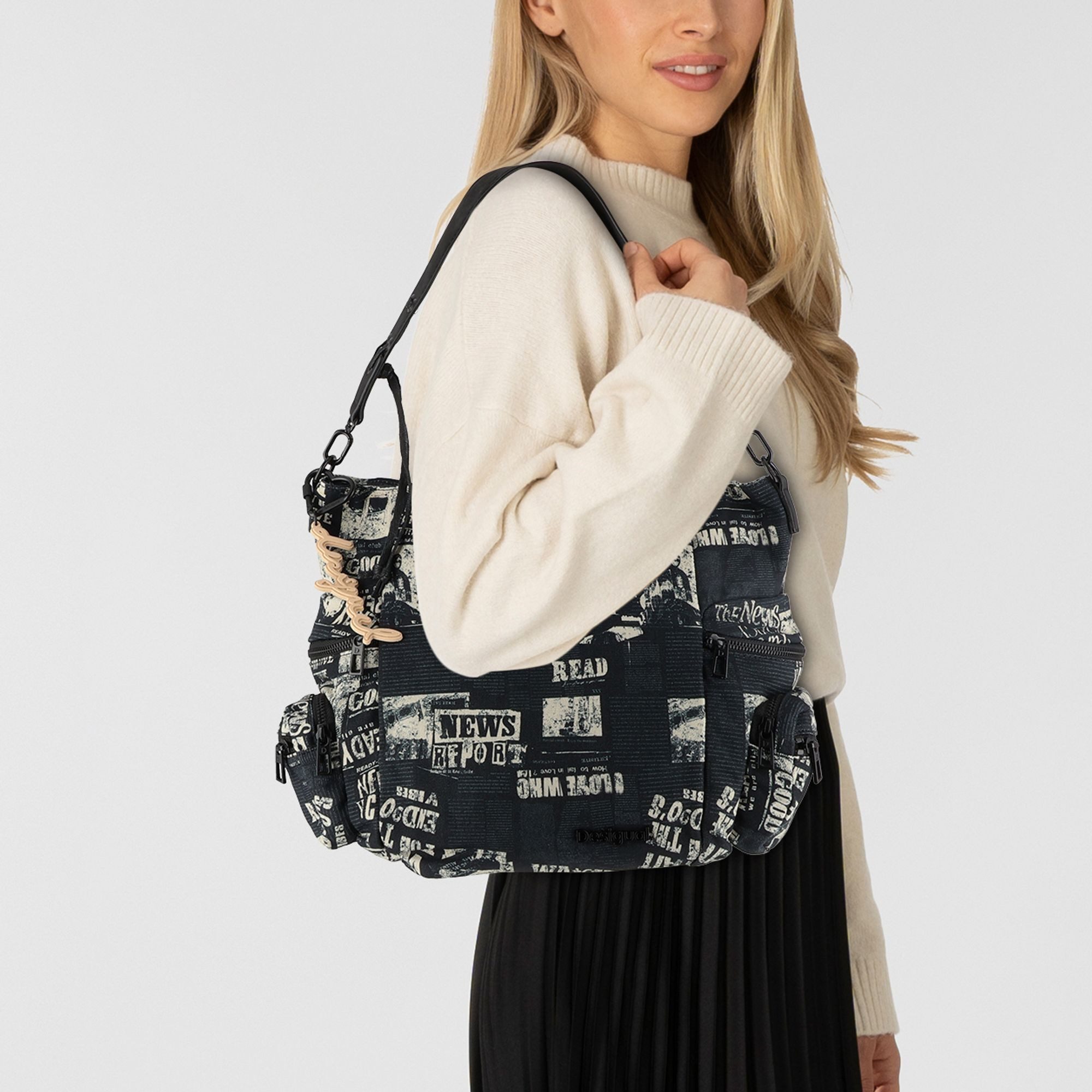 Desigual Schultertasche Newspaper, Baumwolle günstig online kaufen