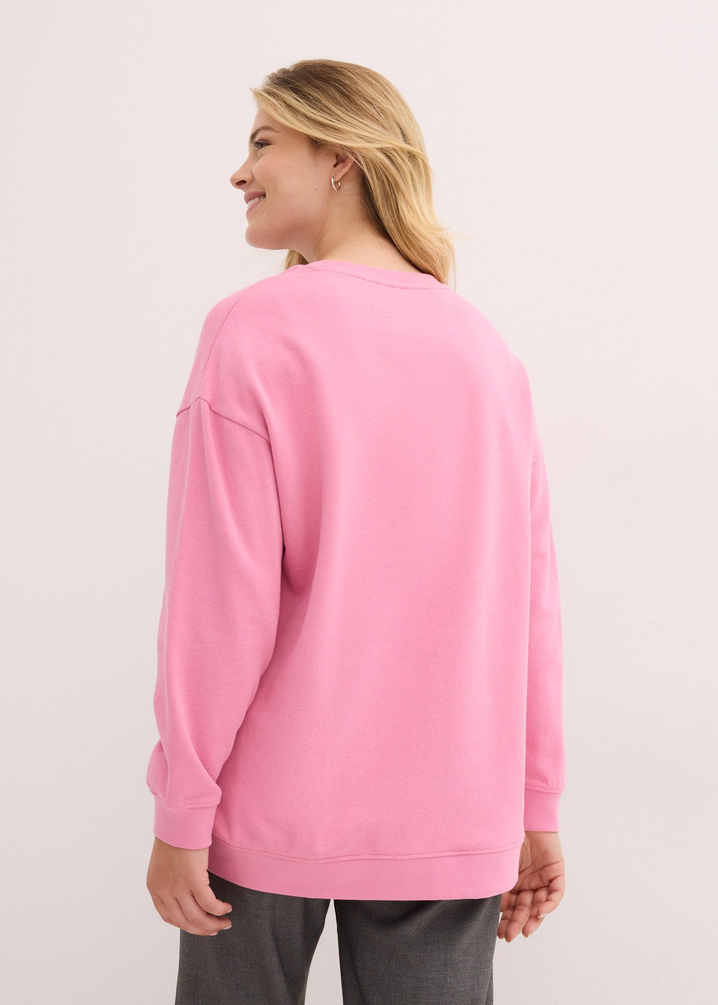 bonprix Sweatshirt Oversize-Fit, Rundhalsform, kleine Seitenschlitze günstig online kaufen
