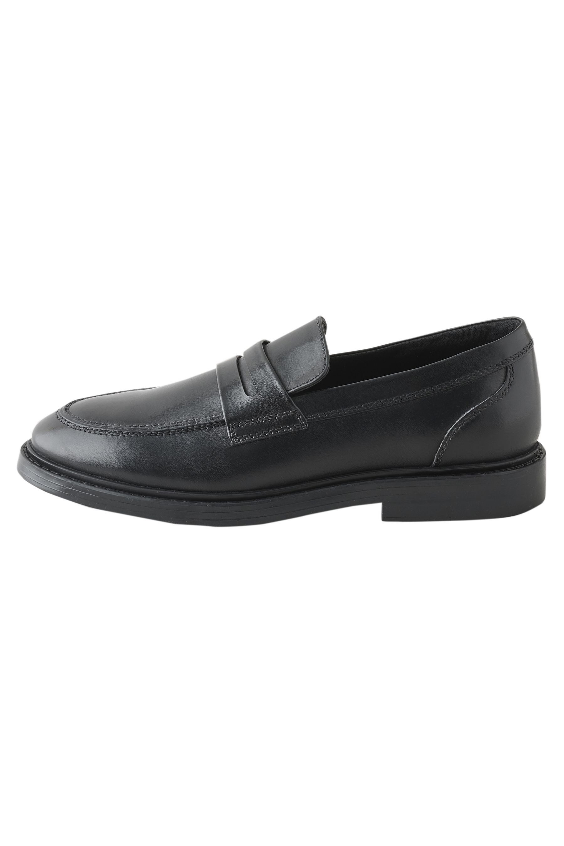 Schlupfschuhe aus Leder für die Schule Loafer