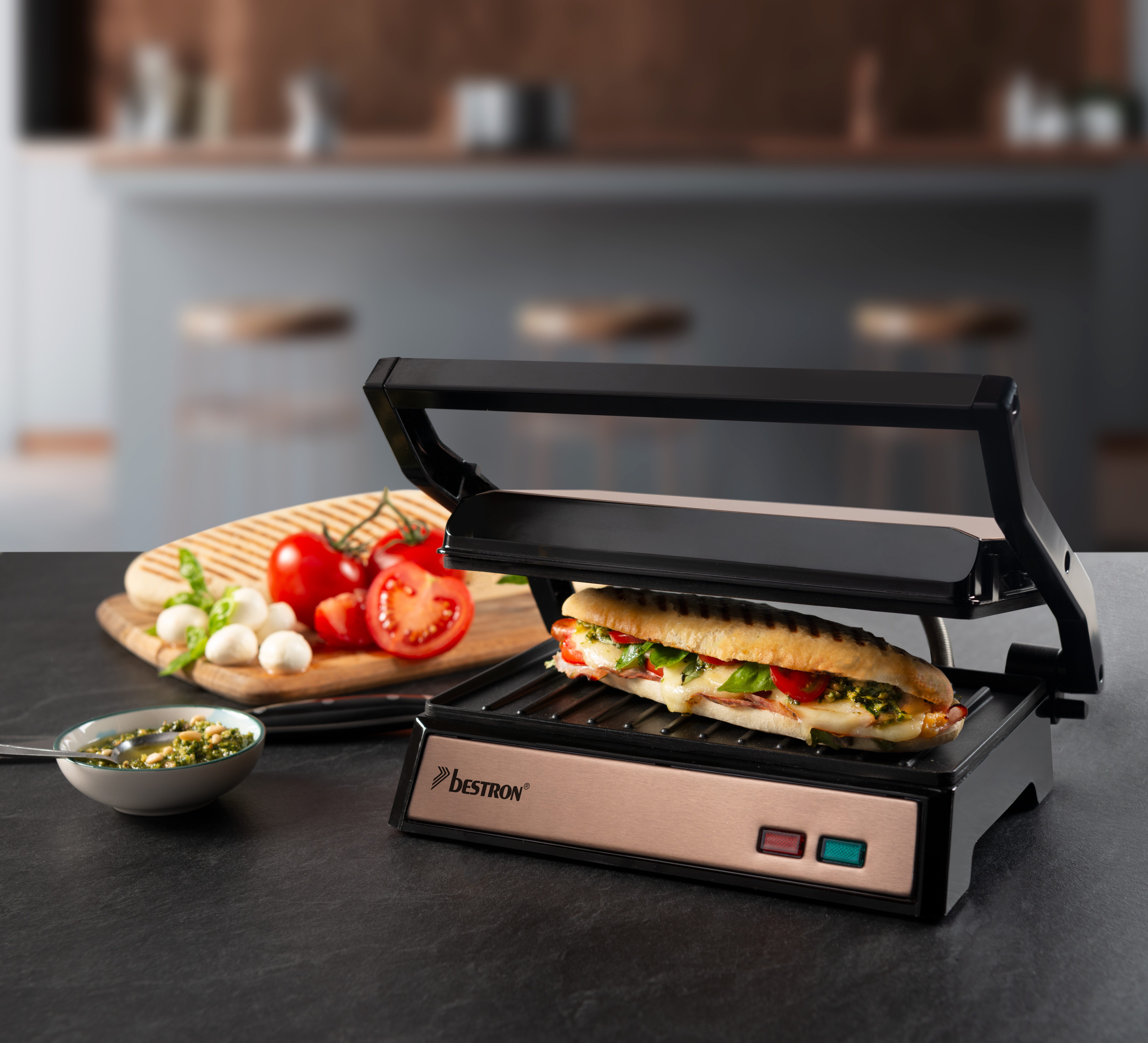 bestron Kontaktgrill APM124, 1000 W, 180° aufklappbar mit Fettauffangschale