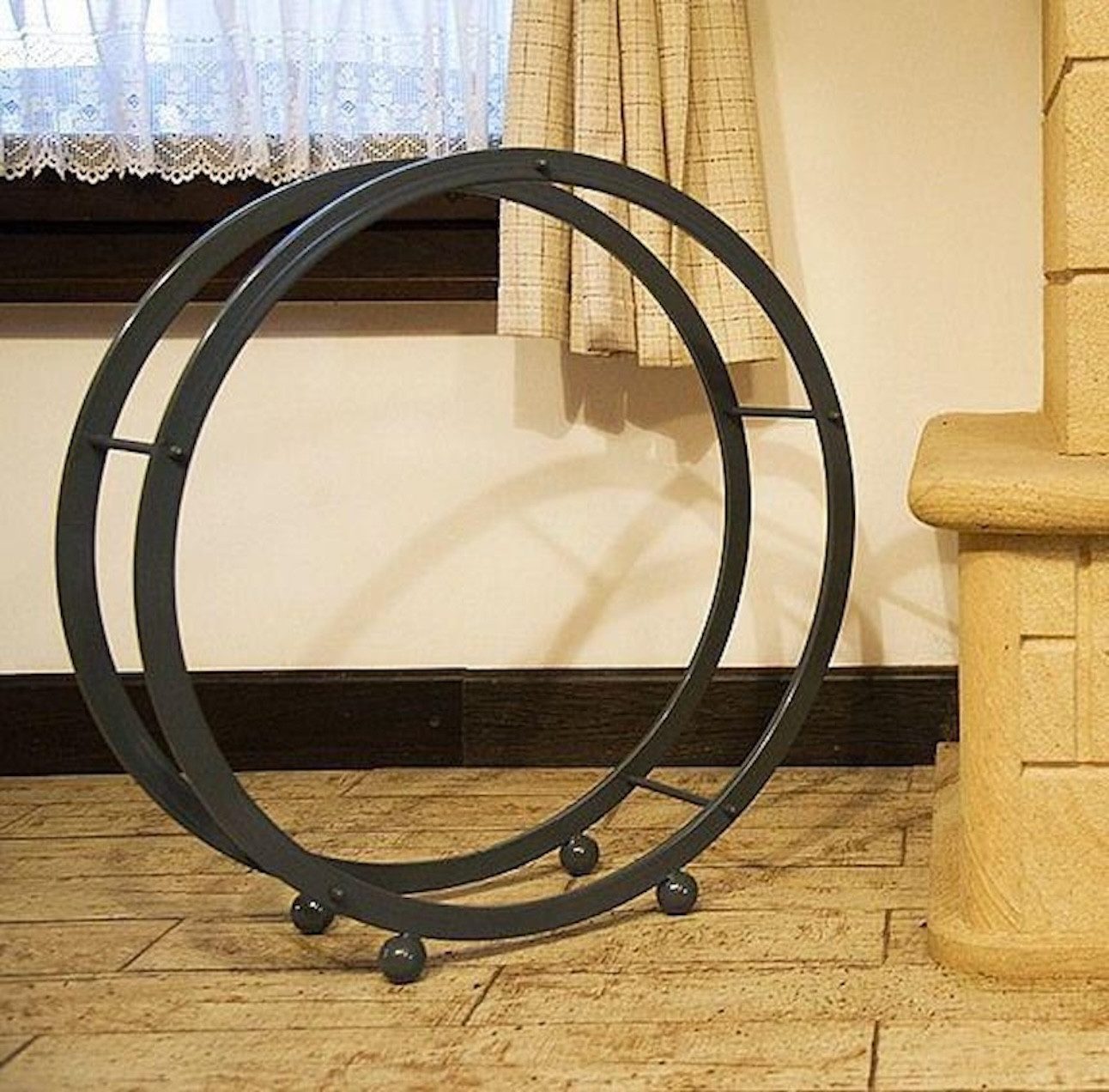 DanDiBo Blumenhocker Kaminholzregal Kaminholzständer Rund Durchmesser 70 cm, Holzkorb Kaminholzhalter Holzregal