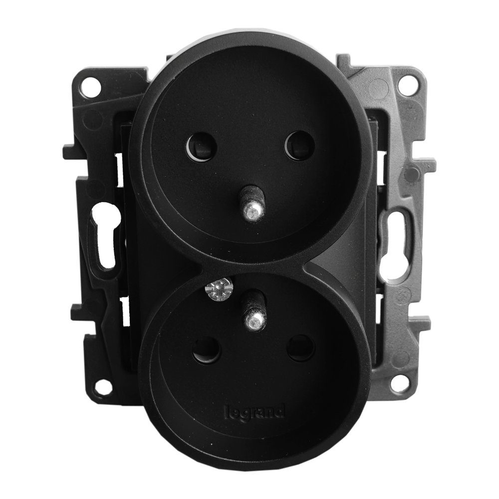 Legrand Steckdose 2P+T Mit Dooxie – Werkzeuglose Installation Für Schnellen Einbau