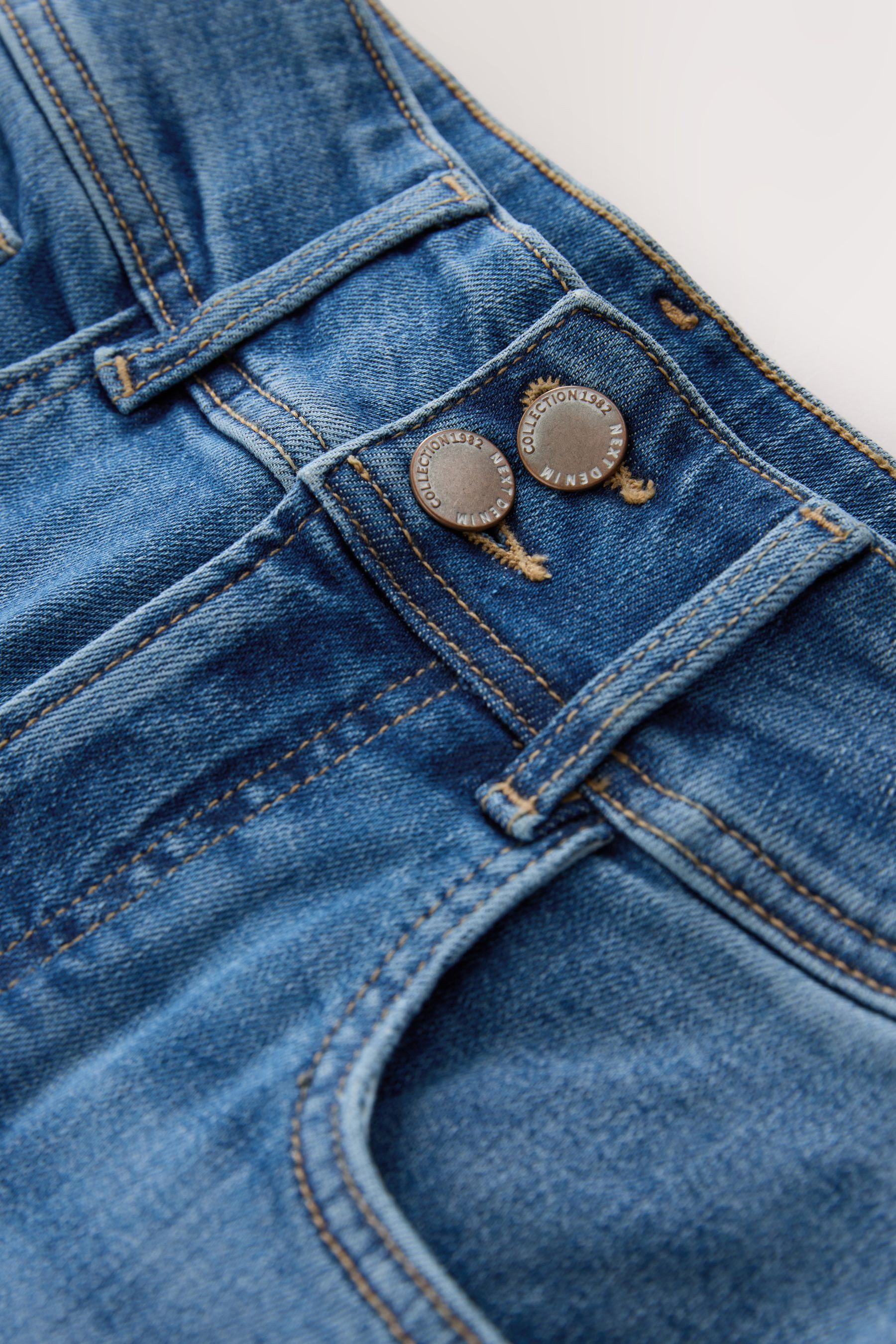 Next Stretch-Jeans Hochbund-Jeans mit weitem Bein und Stretch (1-tlg)