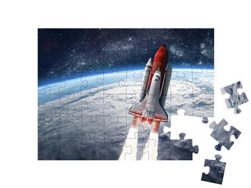 puzzleYOU Puzzle Space Shuttle Start im offenen Raum über der Erde, 48 Puzzleteile, puzzleYOU-Kollektionen Weltraum, Universum