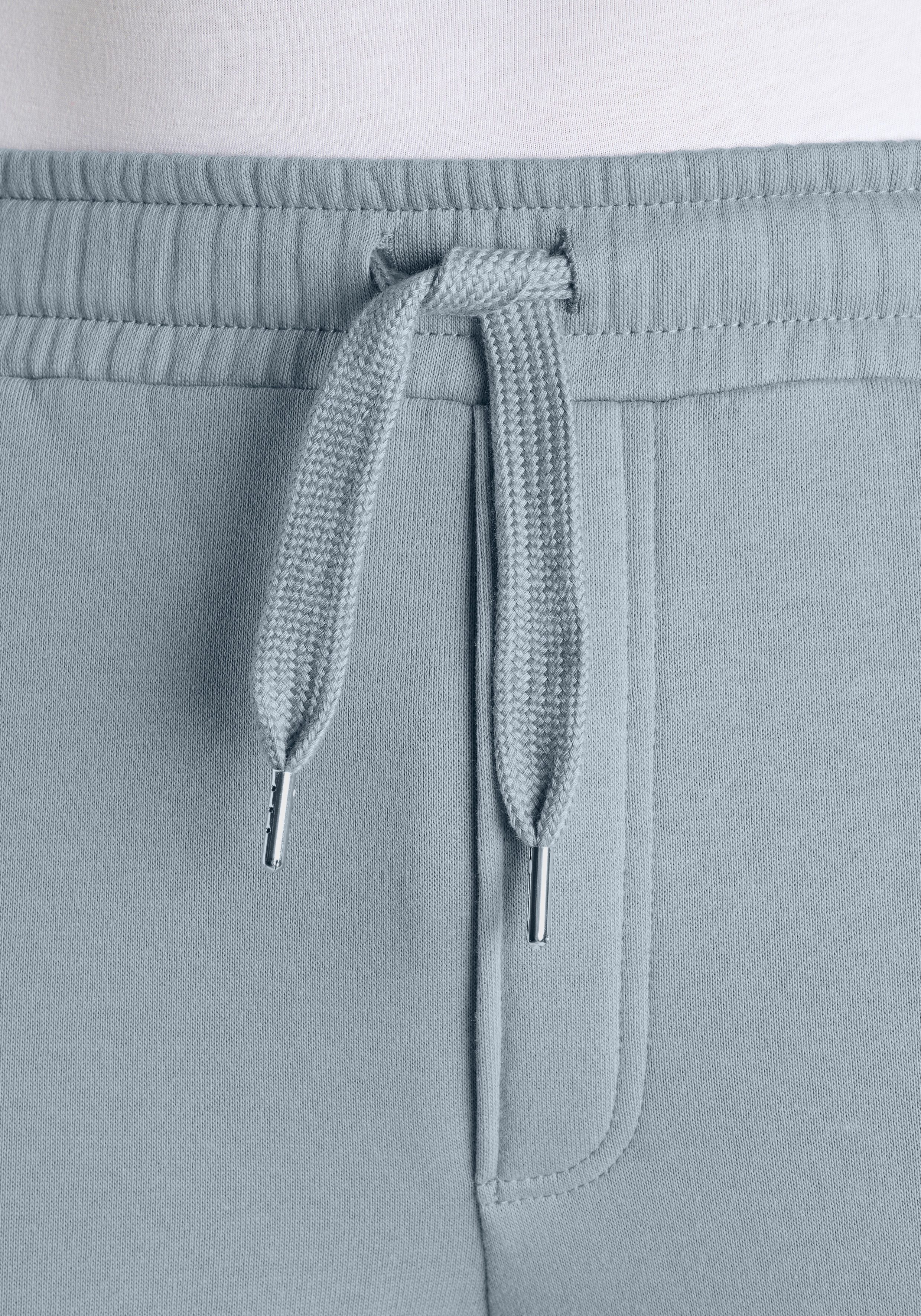 John Devin Sweatshorts - kurze Hose aus innen angerauter Sweatware mit breiter Kordel und seitlichen Taschen – Bild 5 von 5
