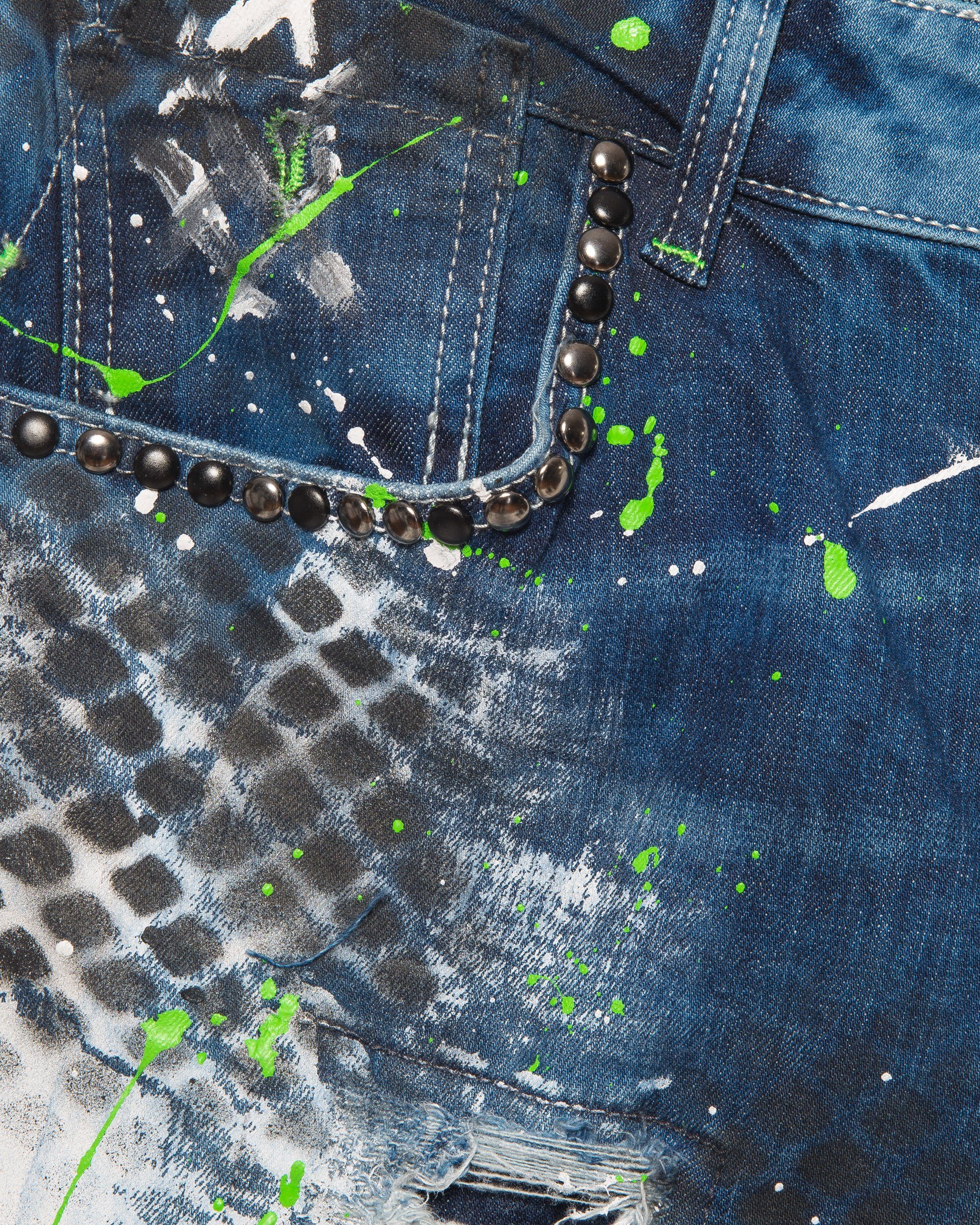 Cipo & Baxx Slim-fit-Jeans Herren Jeans Hose mit ausgefallenem Graffiti Design Aufwendige Verarbeitung mit Nieten und neongrünen Details – Bild 4 von 5