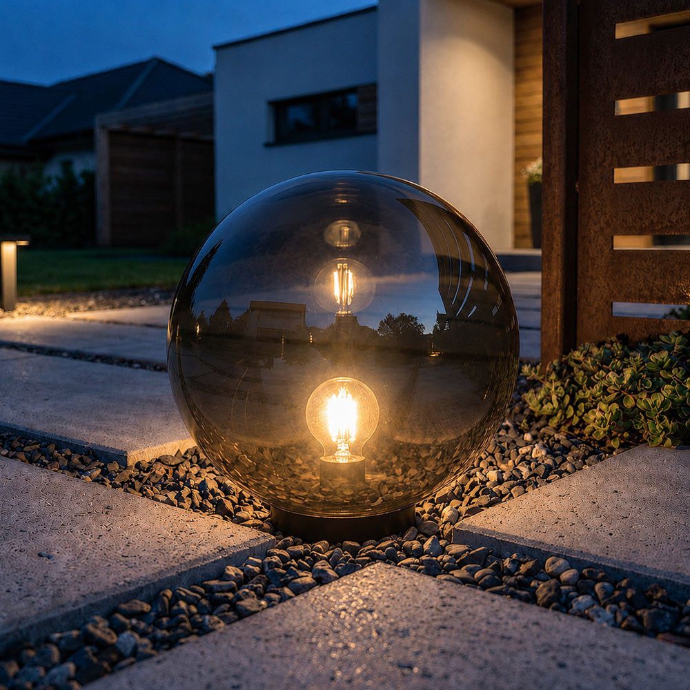 EGLO Außen-Stehlampe, Leuchtmittel nicht inklusive, Außen Steckleuchte Kugelleuchte schwarz Gartenkugel mit Spieß D 40 cm