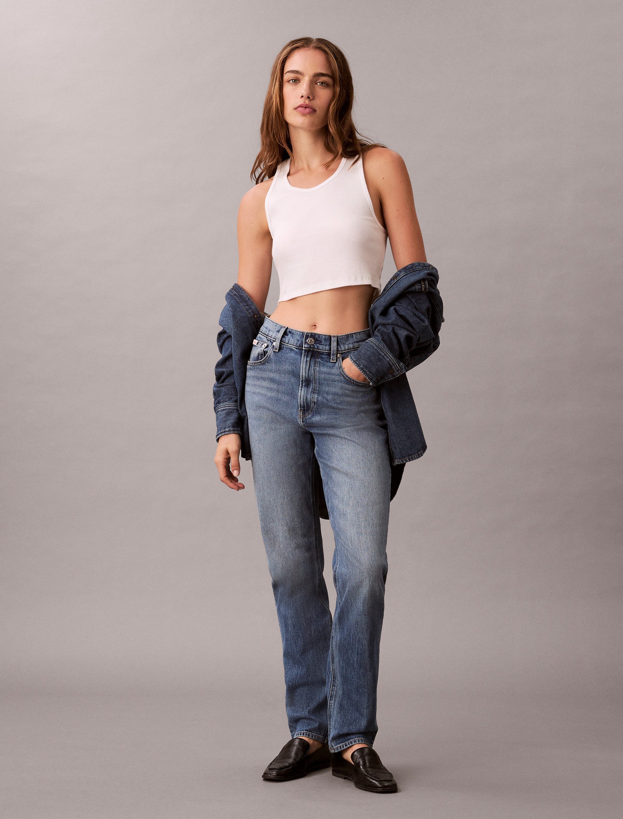 Calvin Klein Jeans Mom-Jeans NEW MOM JEAN mit Markenlabel am Bund