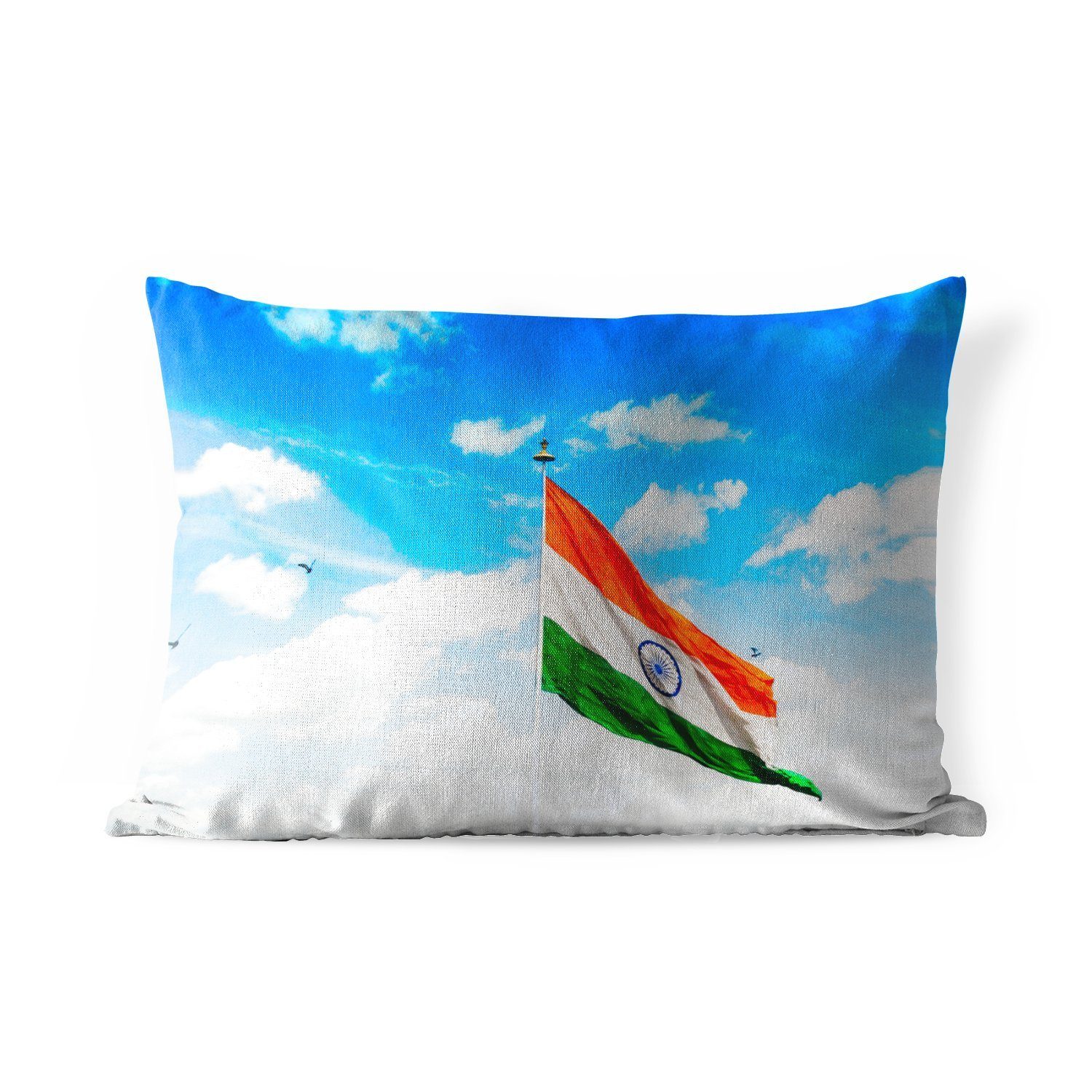 MuchoWow Dekokissen Indische Flagge vor blauem Himmel, Outdoor-Dekorationskissen, Polyester, Dekokissenbezug, Kissenhülle