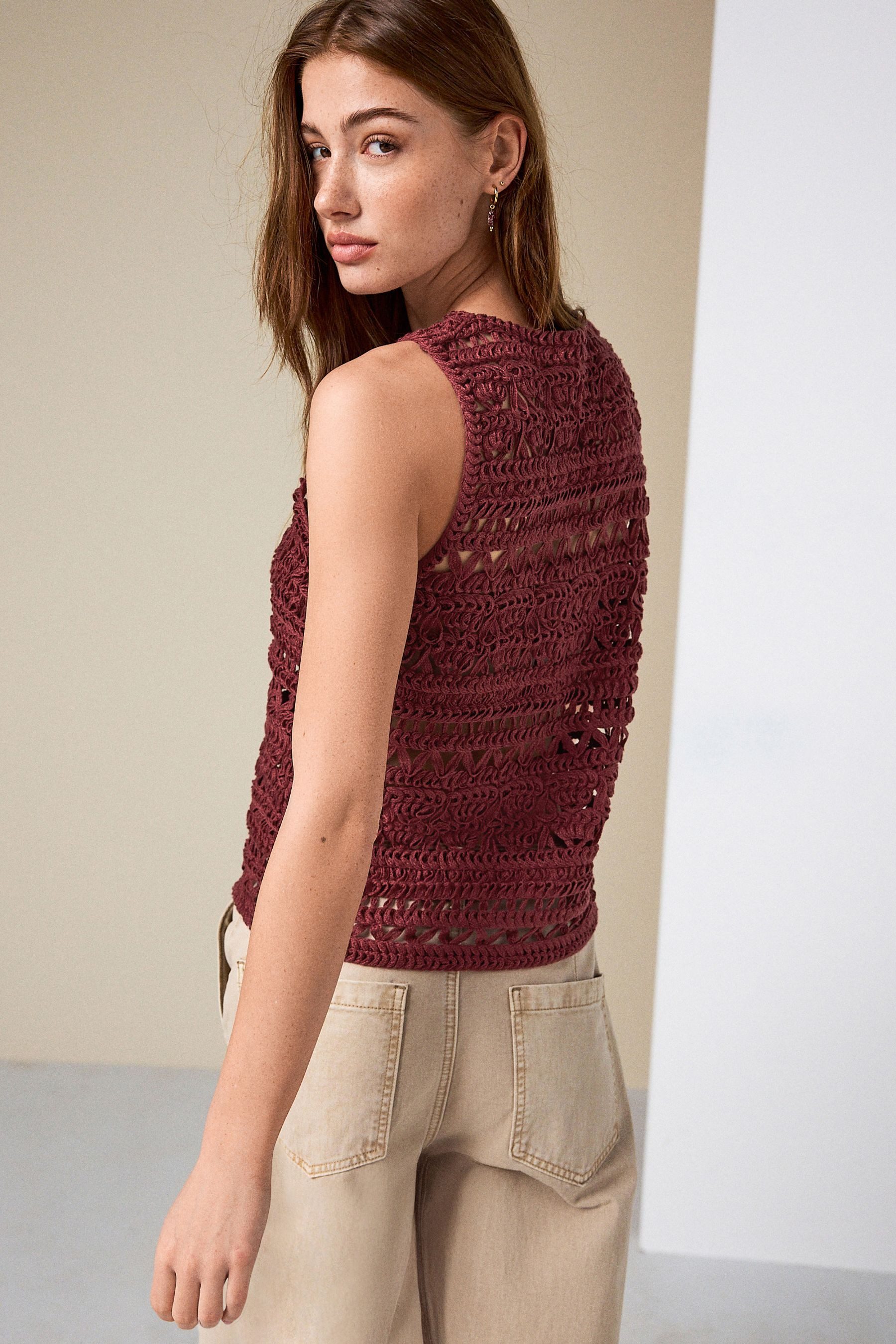 Next Neckholdertop Neckholder-Trägertop mit Häkeldetail (1-tlg)