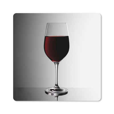 MuchoWow Gaming Mauspad Glas Rotwein auf grau-weißem Hintergrund (1-St), Gaming, Rutschfester Unterseite, Mausunterlage, 80x80 cm, XXL, Großes