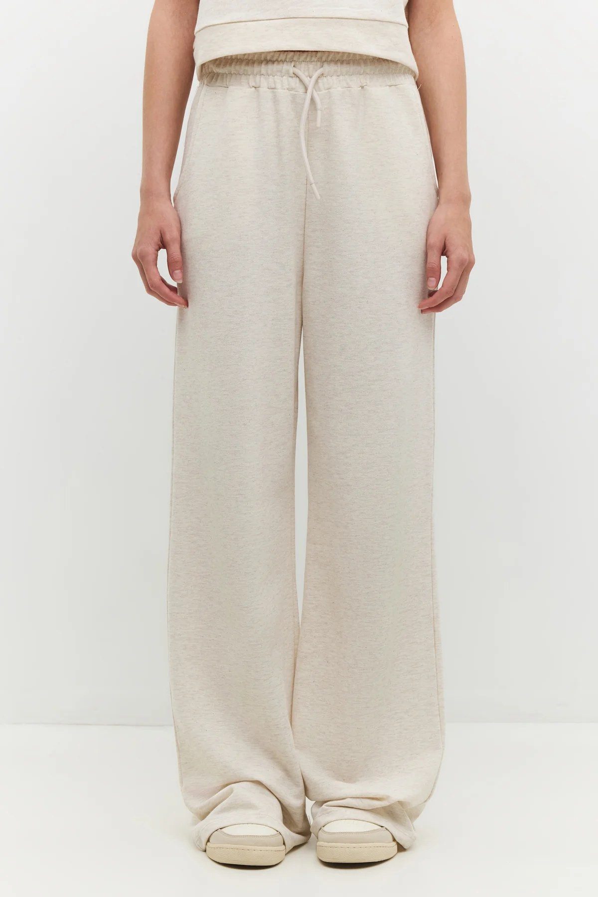 No Matter What Sweatponcho Weit geschnittene Jogginghose mit elastischem Bund