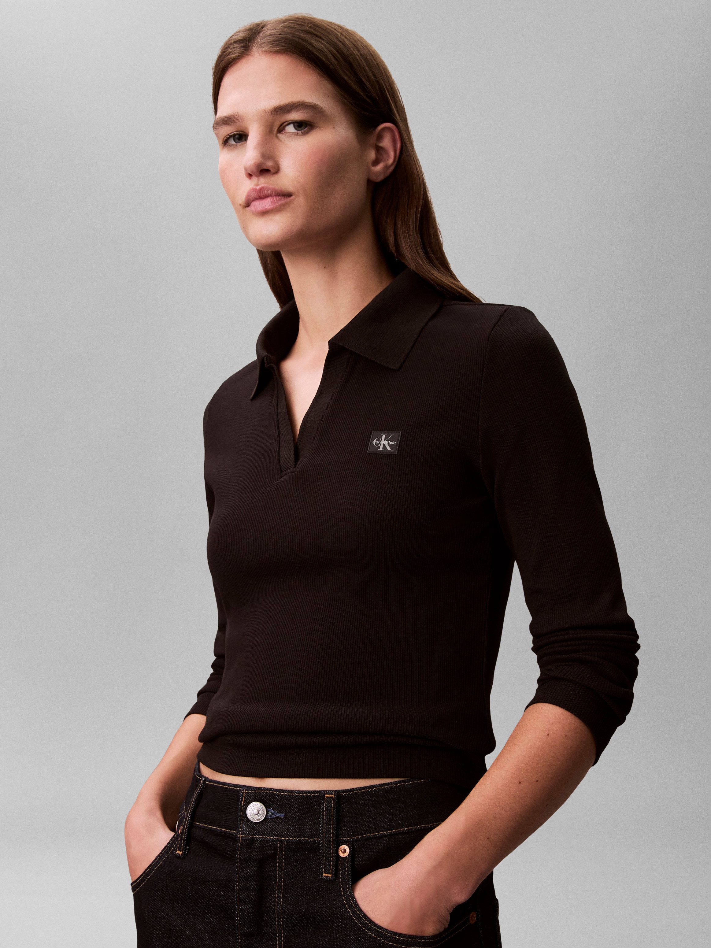 Calvin Klein Jeans Langarmbluse Figurbetonte Passform mit V-Ausschnitt günstig online kaufen