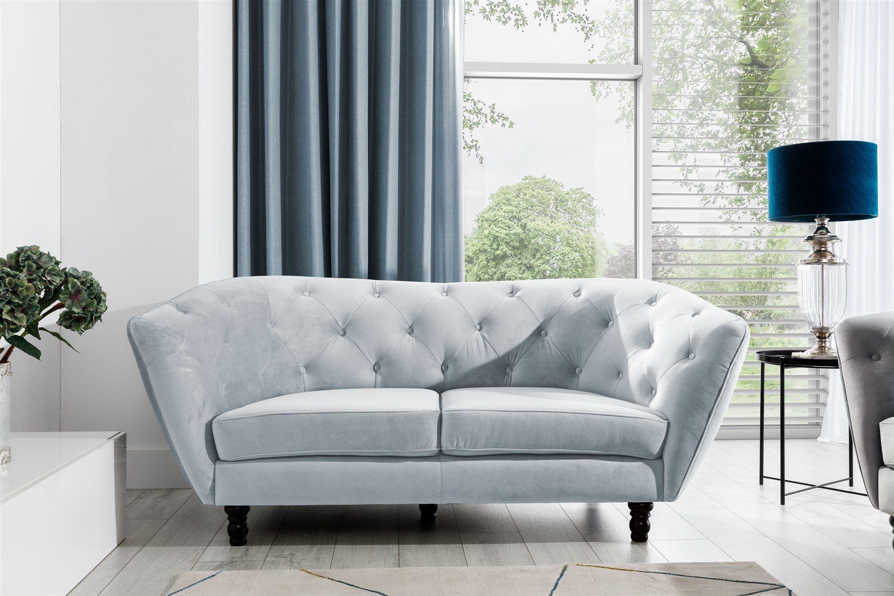 Fun Möbel Sofa Sofa Designer-Sofa Charlotte 2-Sitzer Stoff, 1 Teile Hellgrau