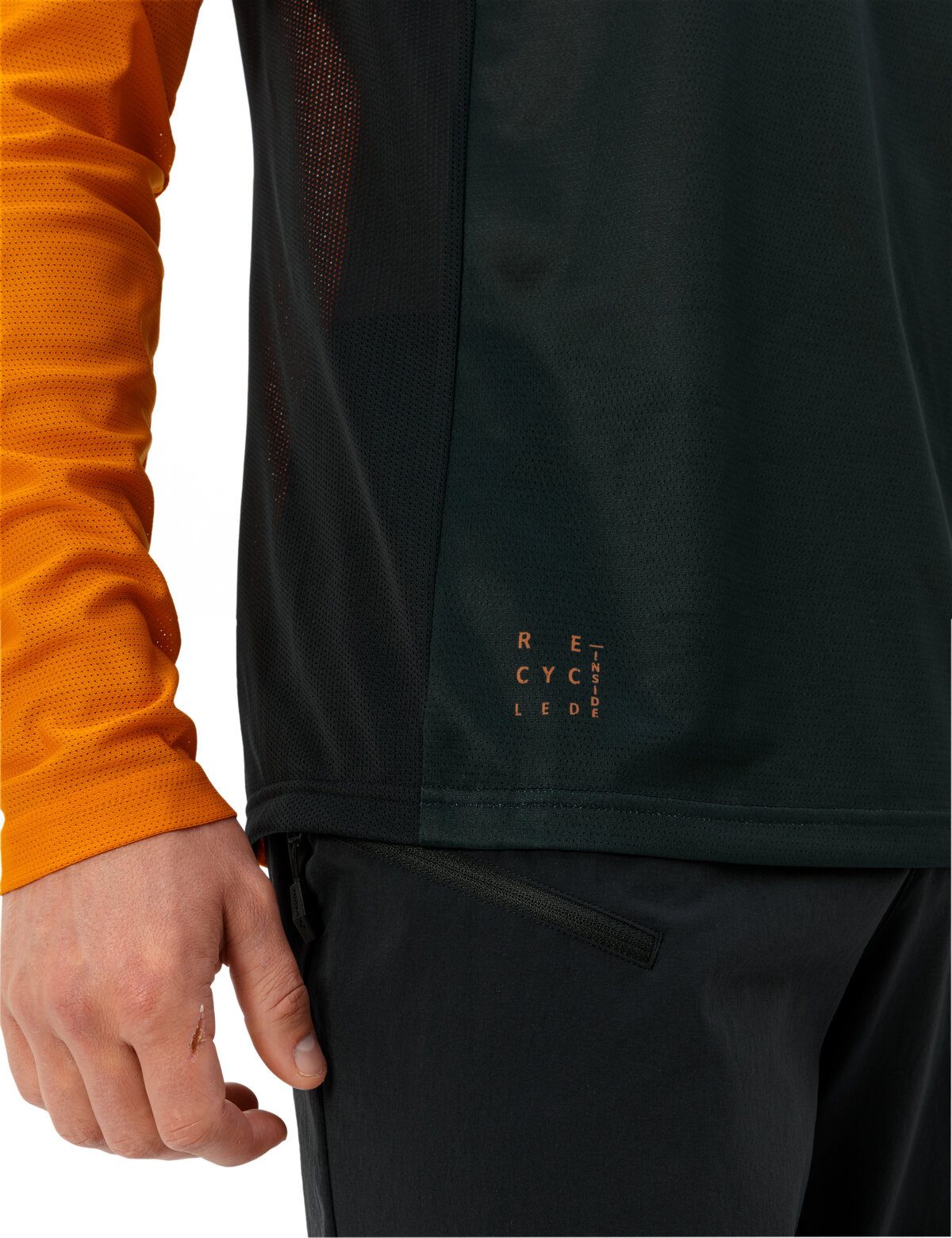 VAUDE Funktionsshirt MEN'S MOAB LS T-SHIRT VI sportliche Passform, atmungsaktives Mesh, feuchtigkeitsableitend