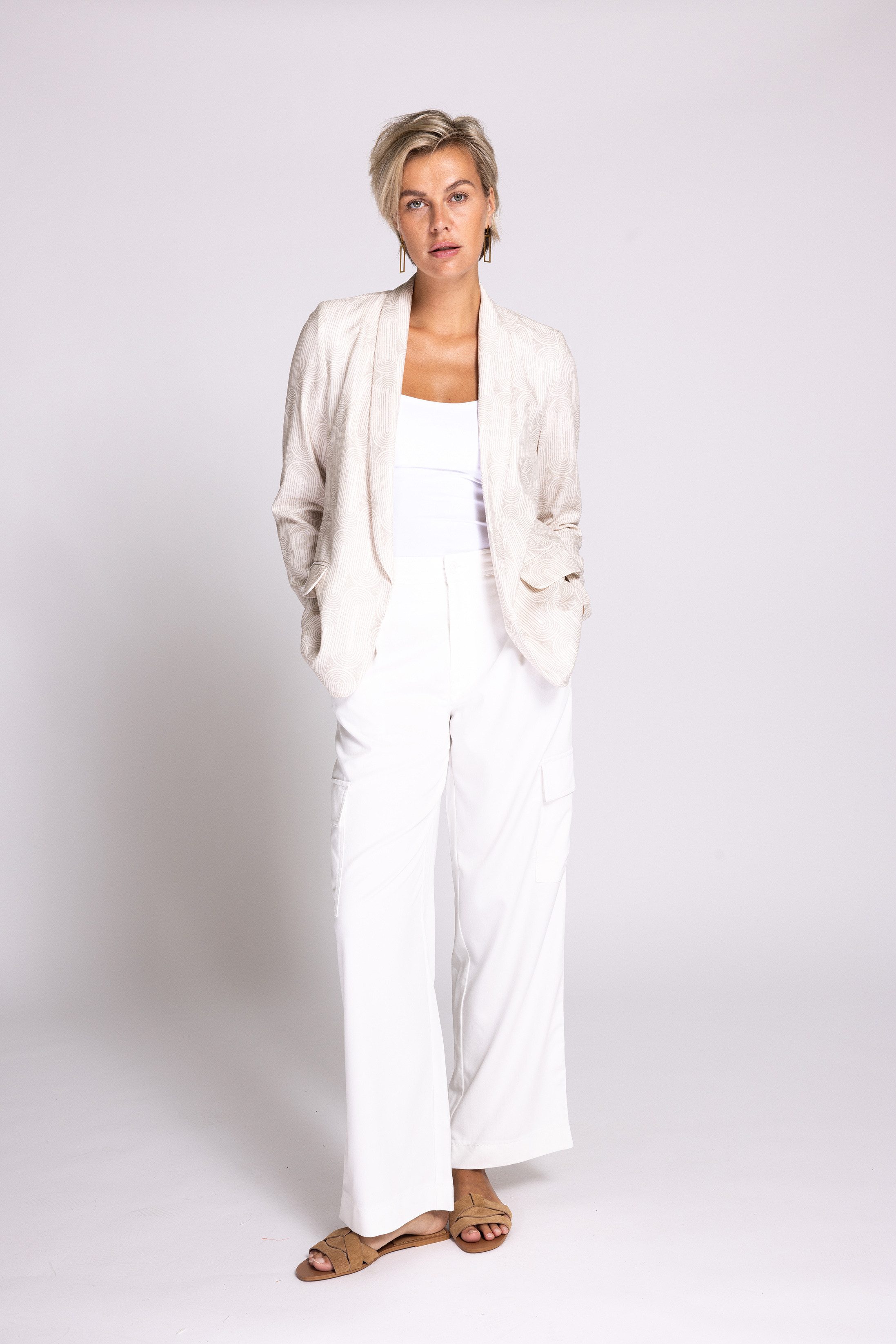 Zhrill Jackenblazer ZHHELEN lässiger Stil, Regular Fit, unifarben, mit Pattentaschen