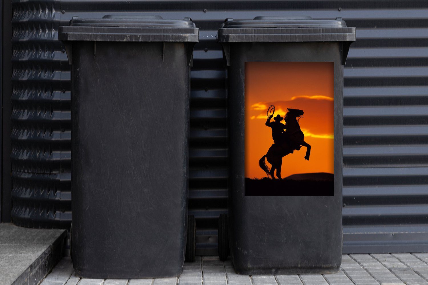 Pferderücken, Abfalbehälter eines MuchoWow dem St), Silhouette auf Container, Mülleimer-aufkleber, (1 Cowboys Sticker, Mülltonne, Wandsticker der tänzelt