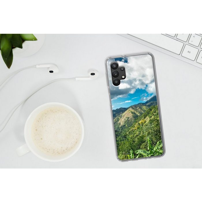 MuchoWow Handyhülle Berglandschaften auf Jamaika Handyhülle Samsung Galaxy A32 5G Smartphone-Bumper Print Handy ZV10908