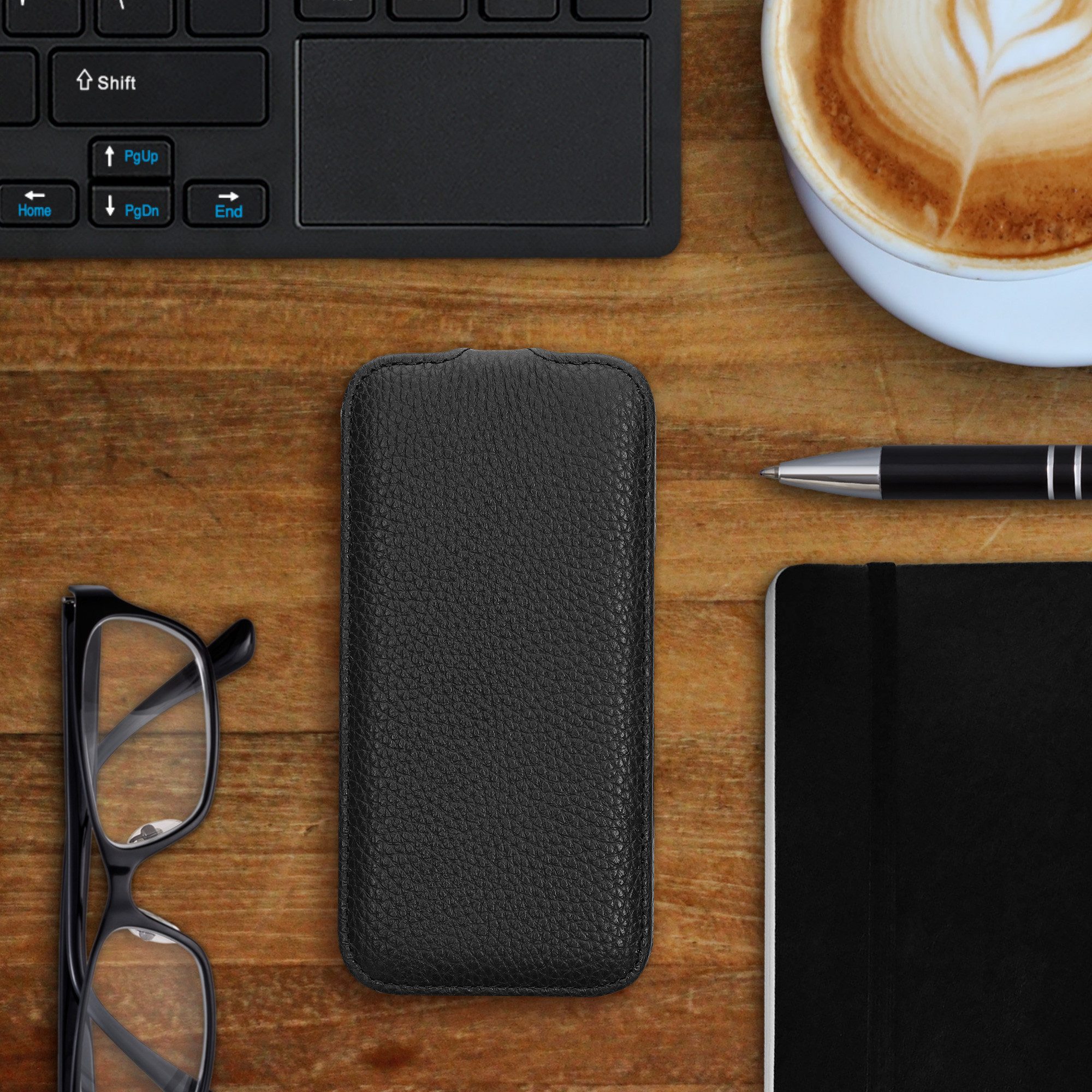 kalibri Smartphone-Hülle Flip-Hülle Ultra Slim Tasche für Apple iPhone 17, Leder Schutzhülle Case