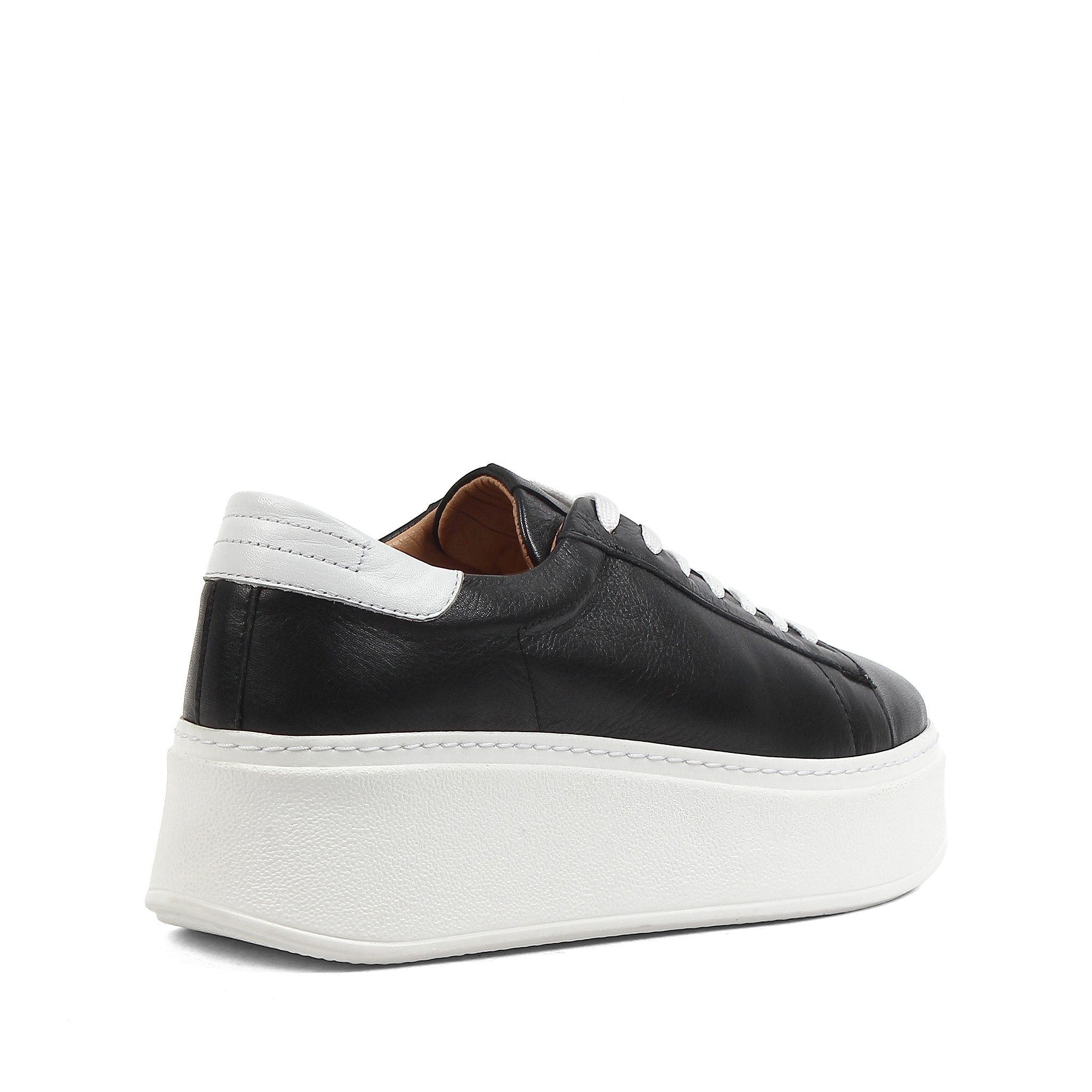 Celal Gültekin Plateau Sneaker Keilabsatz Weißer Absatz Low-Top Damen Keilsneaker Glattleder, Echtleder-Futter & Decksohle, Schwarz, 37 – Bild 4 von 5