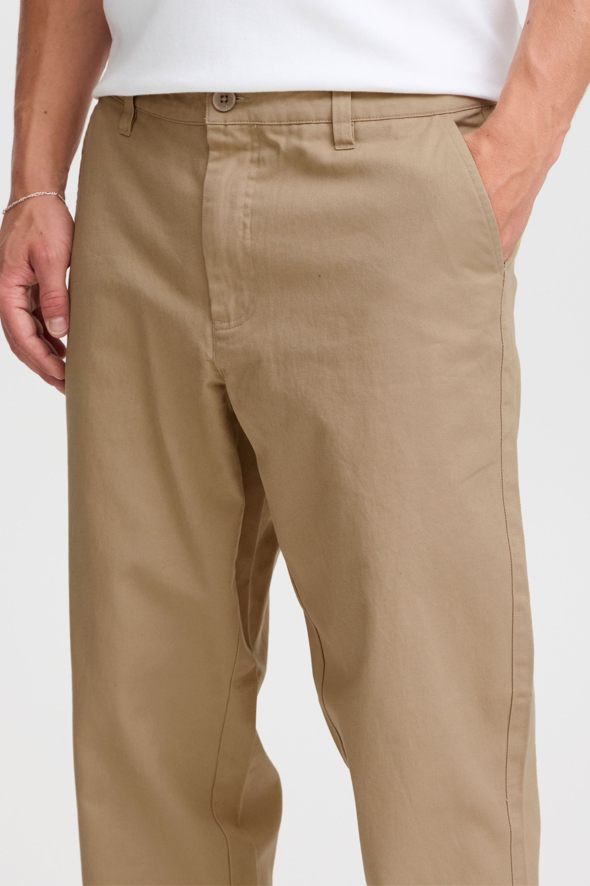 !Solid Chinohose SDMatt Moderne Stoffhose