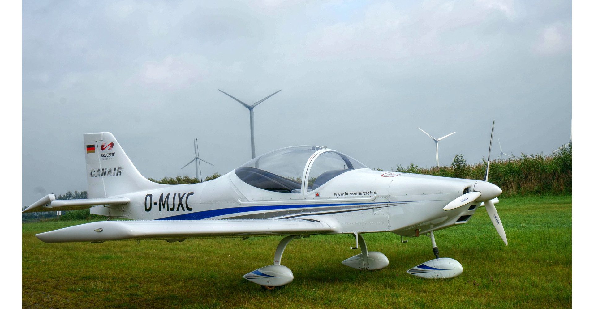 Jochen Schweizer Erlebnisgutschein Flugzeug-Rundflug Heist für 2