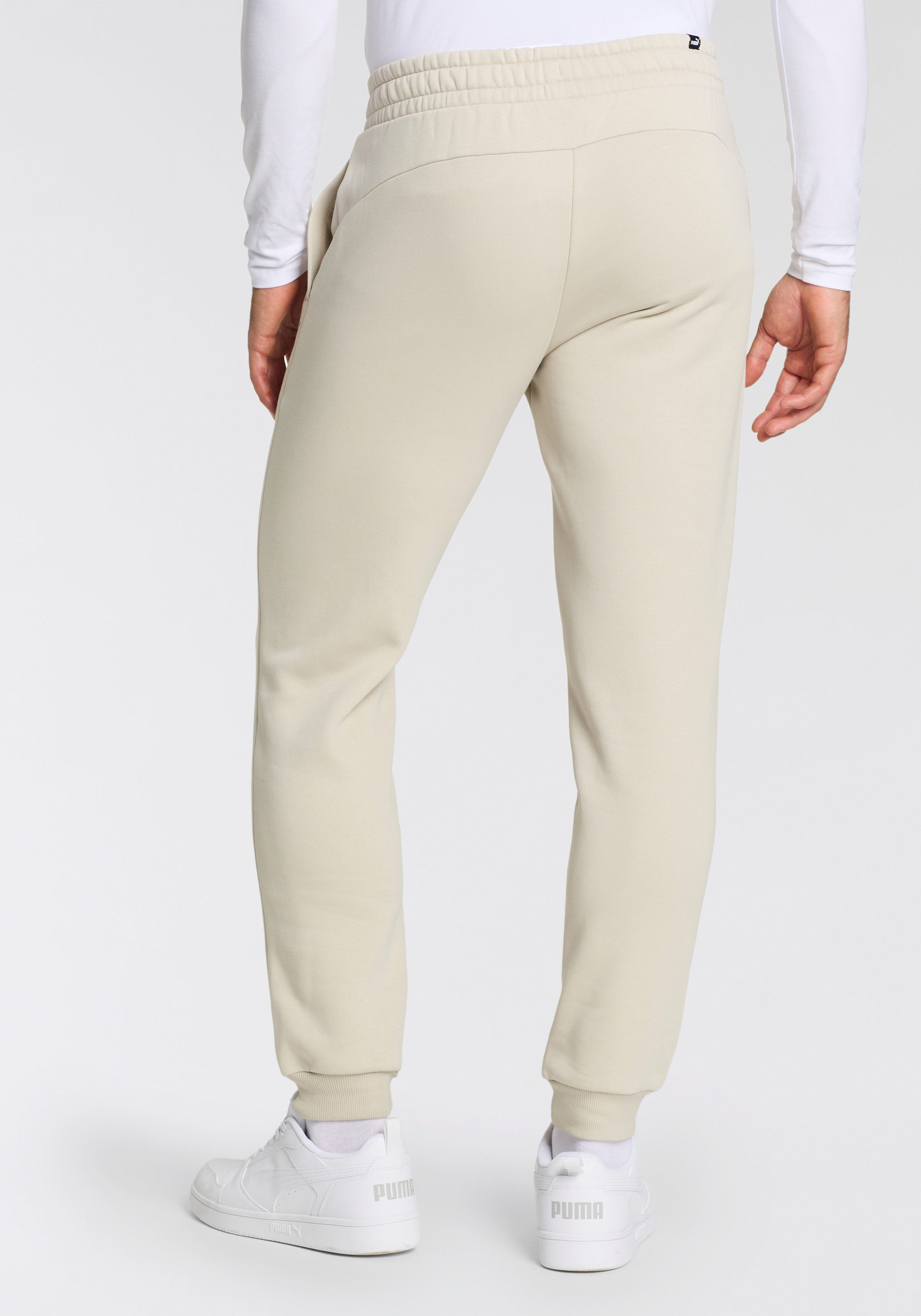 PUMA Trainingshose ESS+ CAMO SWEATPANTS FL CL sportlicher Stil, mit Eingrifftaschen, mit WarmCELL Technologie