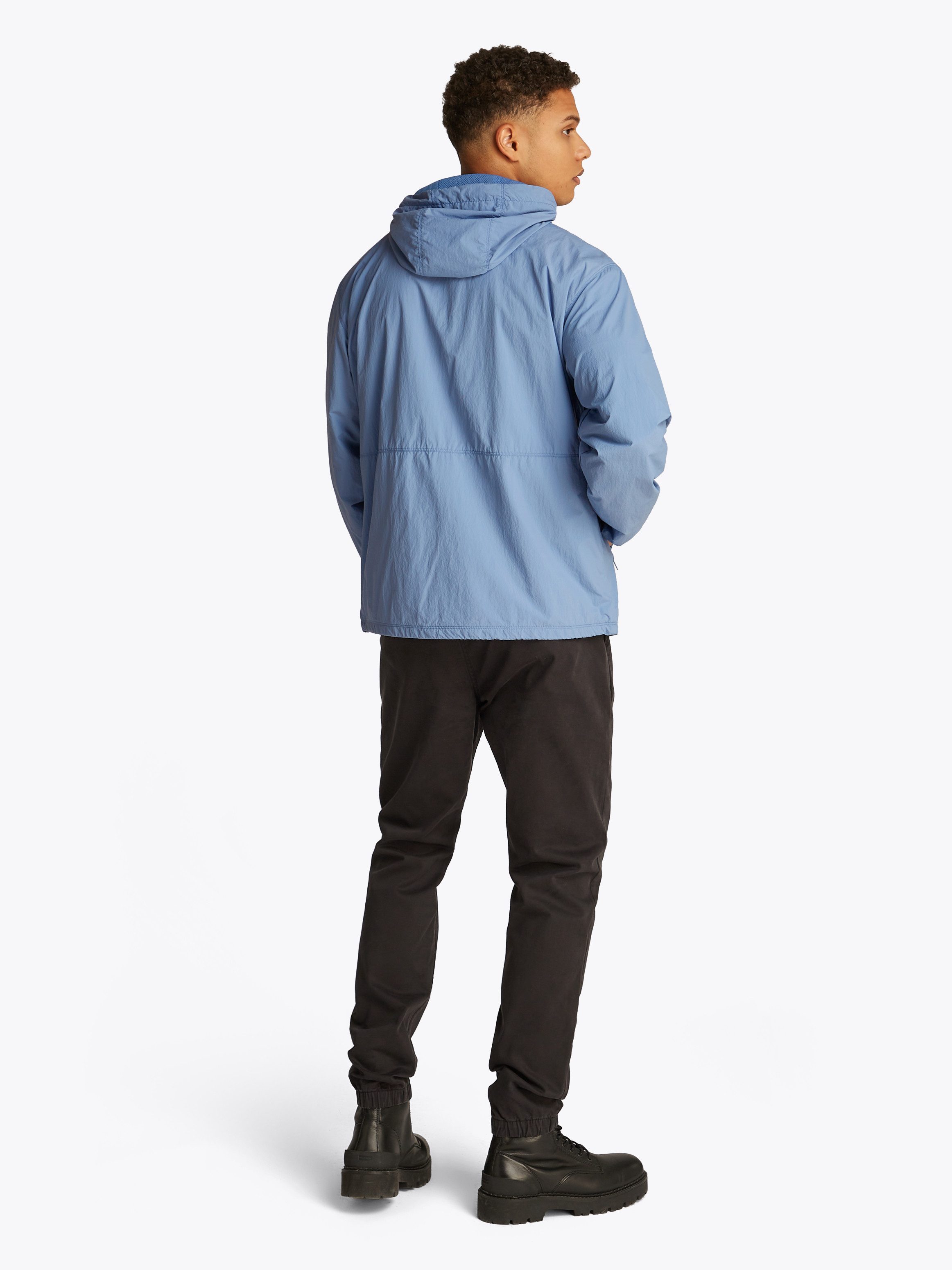 Tommy Jeans Windbreaker TJM WINDBREAKER EXT Mit Rundhalsausschnitt