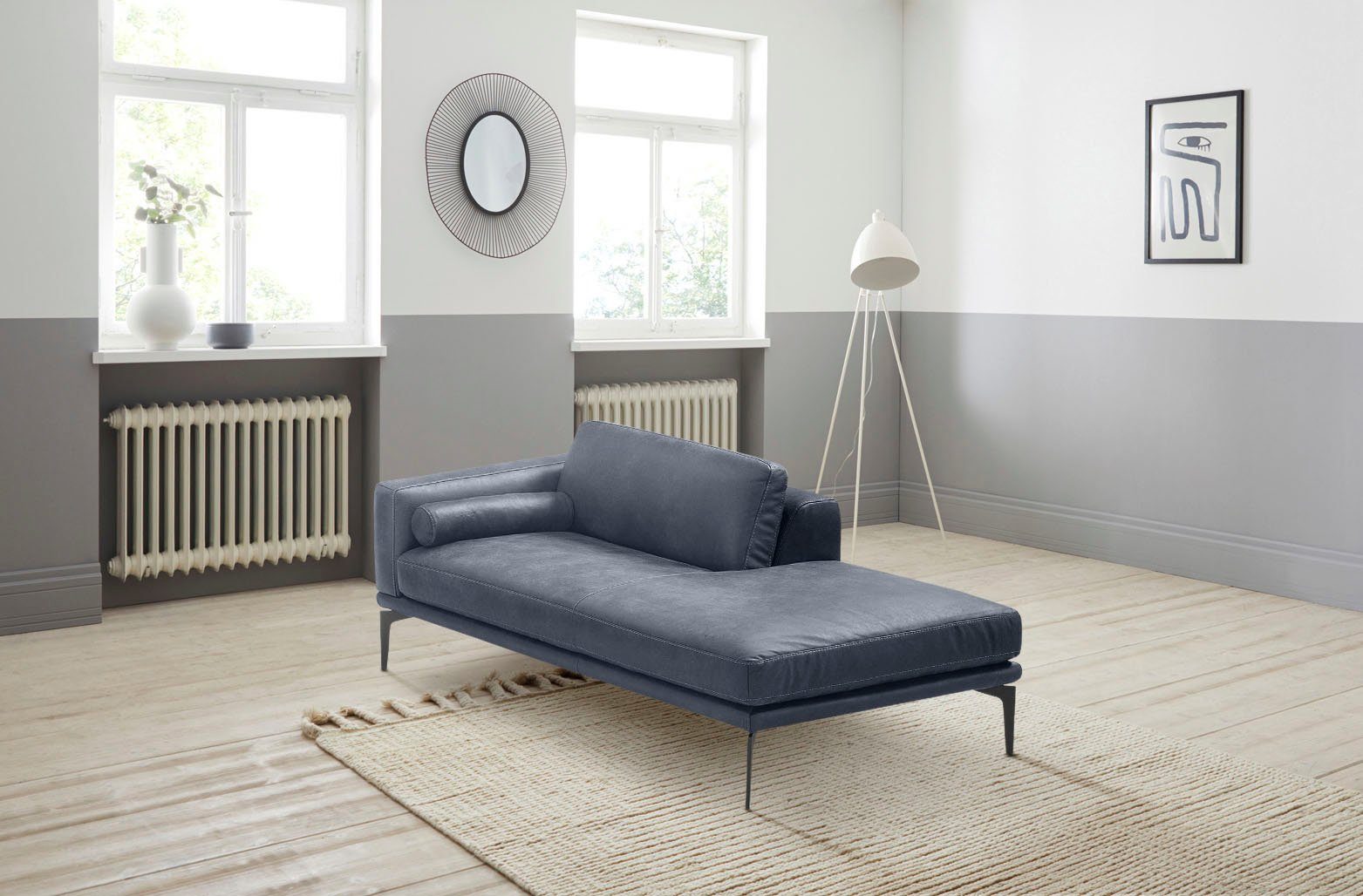 Egoitaliano Ottomane Masu, Design trifft super Sitzkomfort, mit toller Detailverarbeitung, Rückenkissen und Armteilrolle für mehr Komfort, mit Metallfüßen