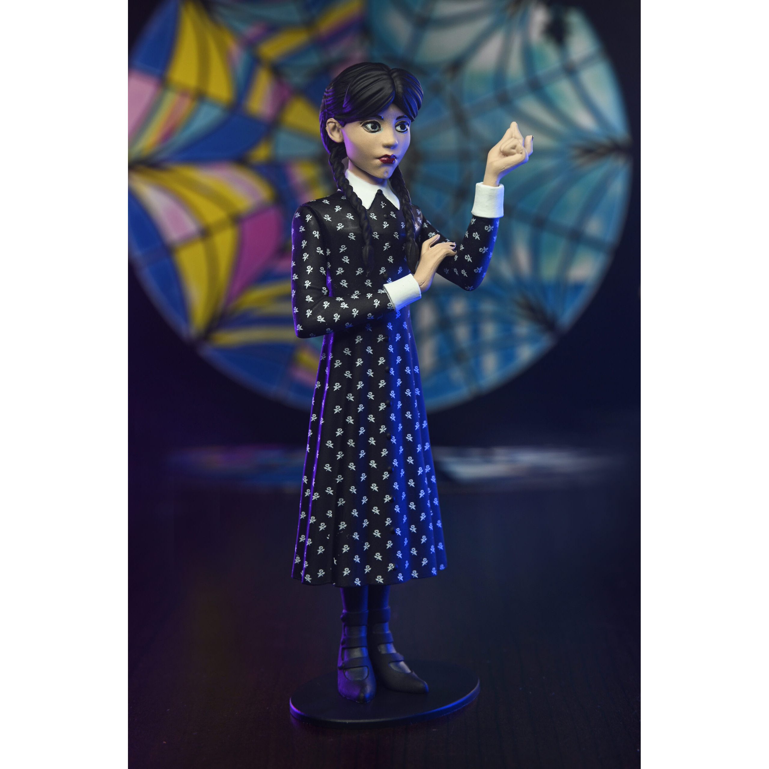 NECA Actionfigur Toony Classics 15 cm, zur Netflix Serie Wednesday