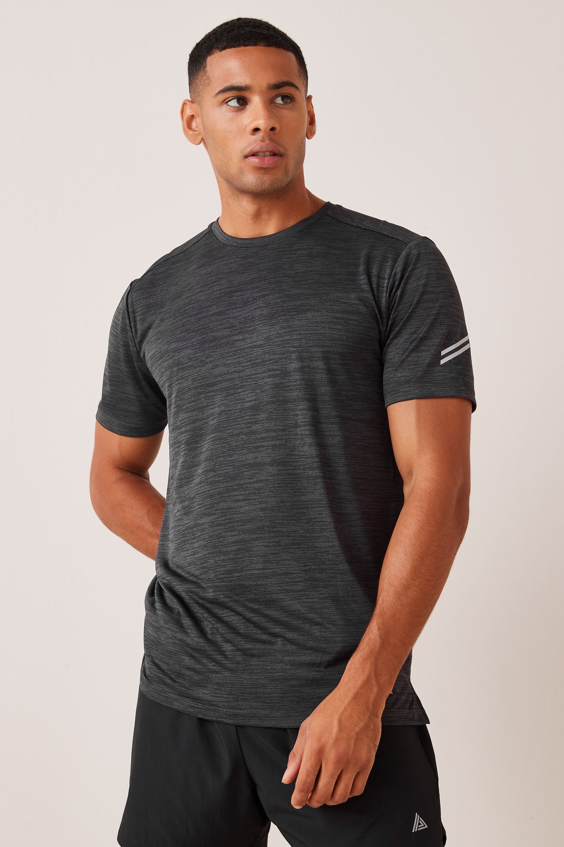 Next Trainingsshirt Next Active Sport-T-Shirt (1-tlg) Charcoal Grey