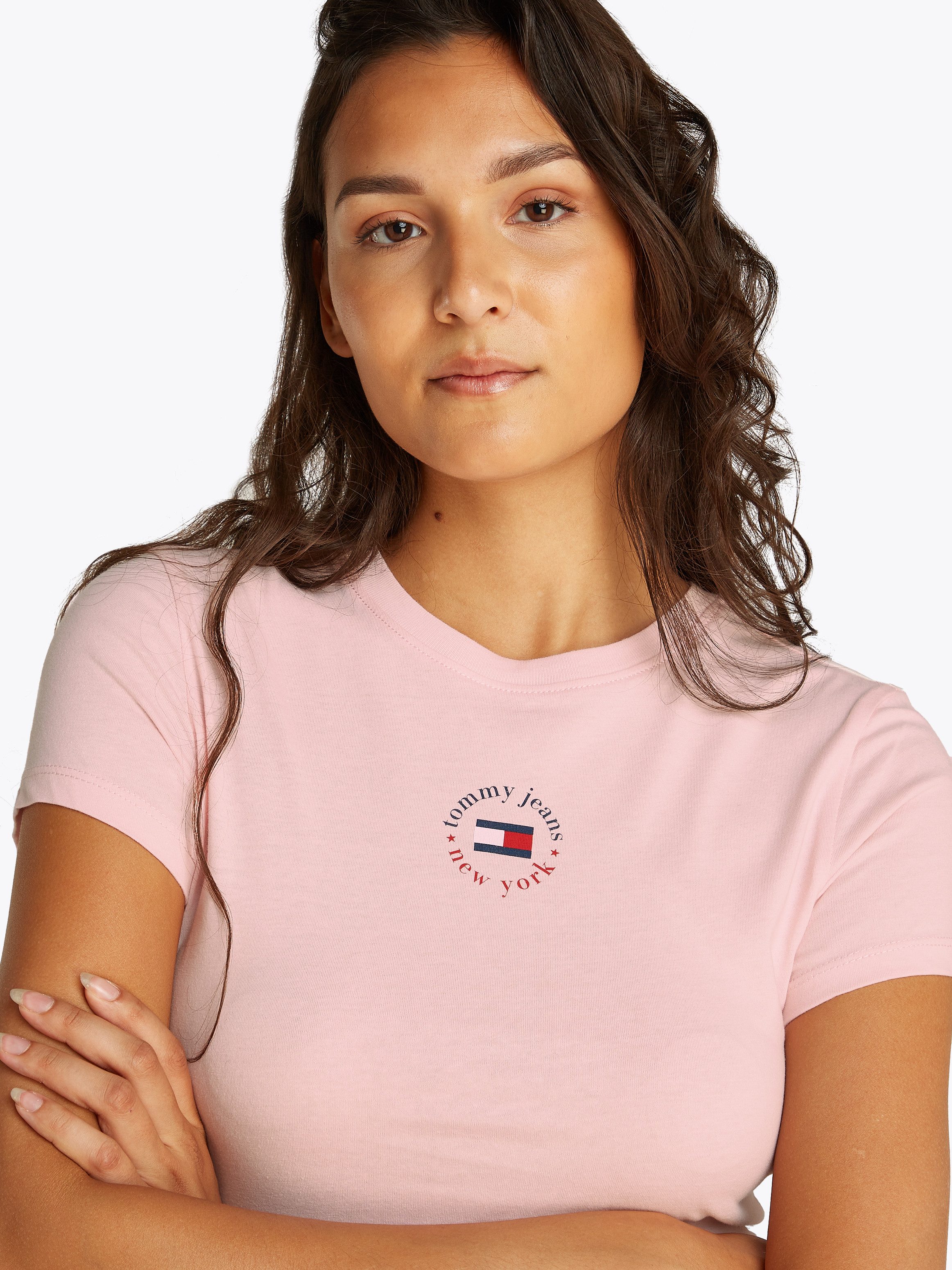 Tommy Jeans T-Shirt TJW SLIM ESSENTIAL LOGO 2 TEE mit Logoschriftzug günstig online kaufen