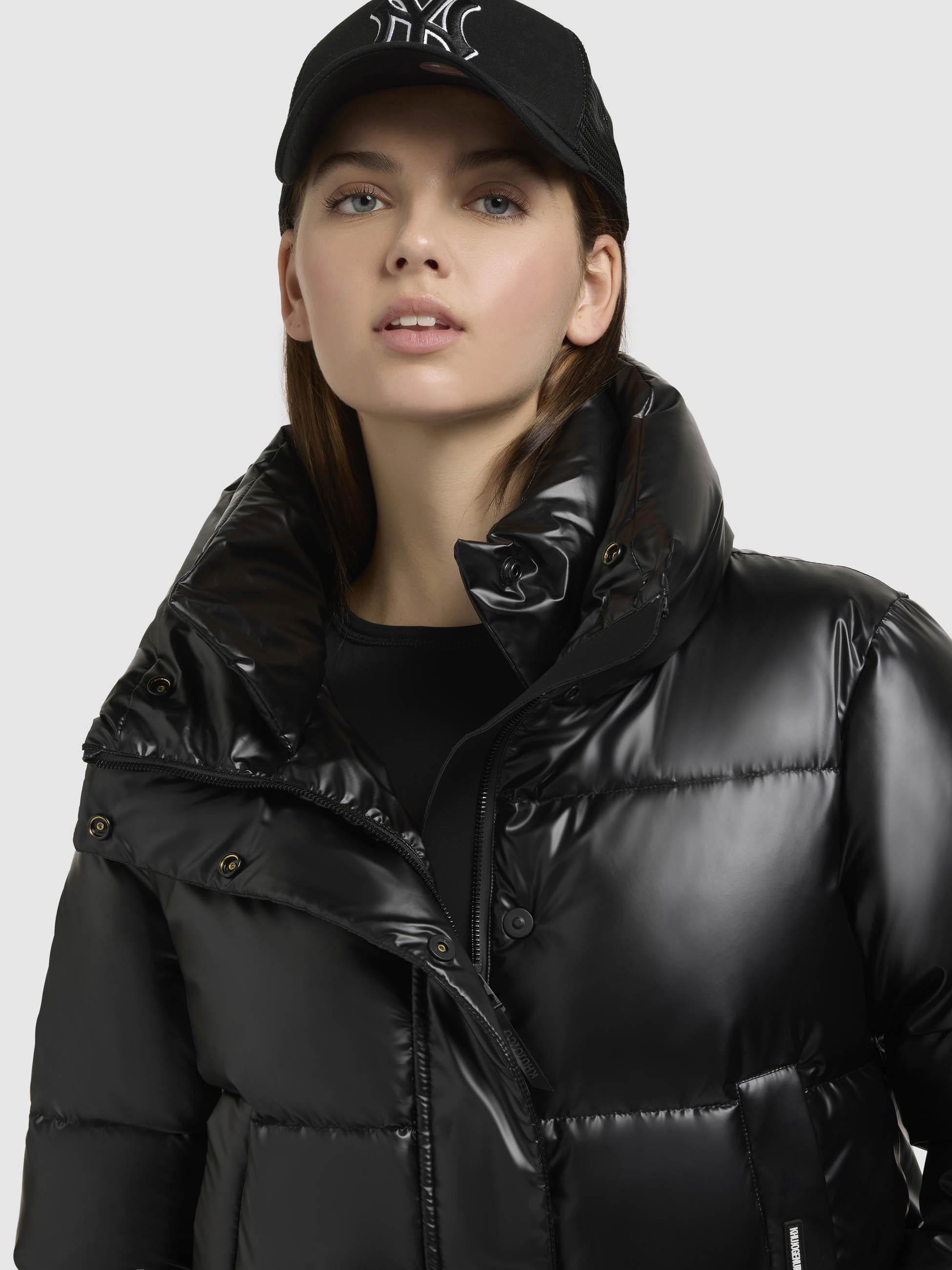 khujo Steppjacke Rinja Shiny-YM Glänzende kurze Winterjacke für Damen