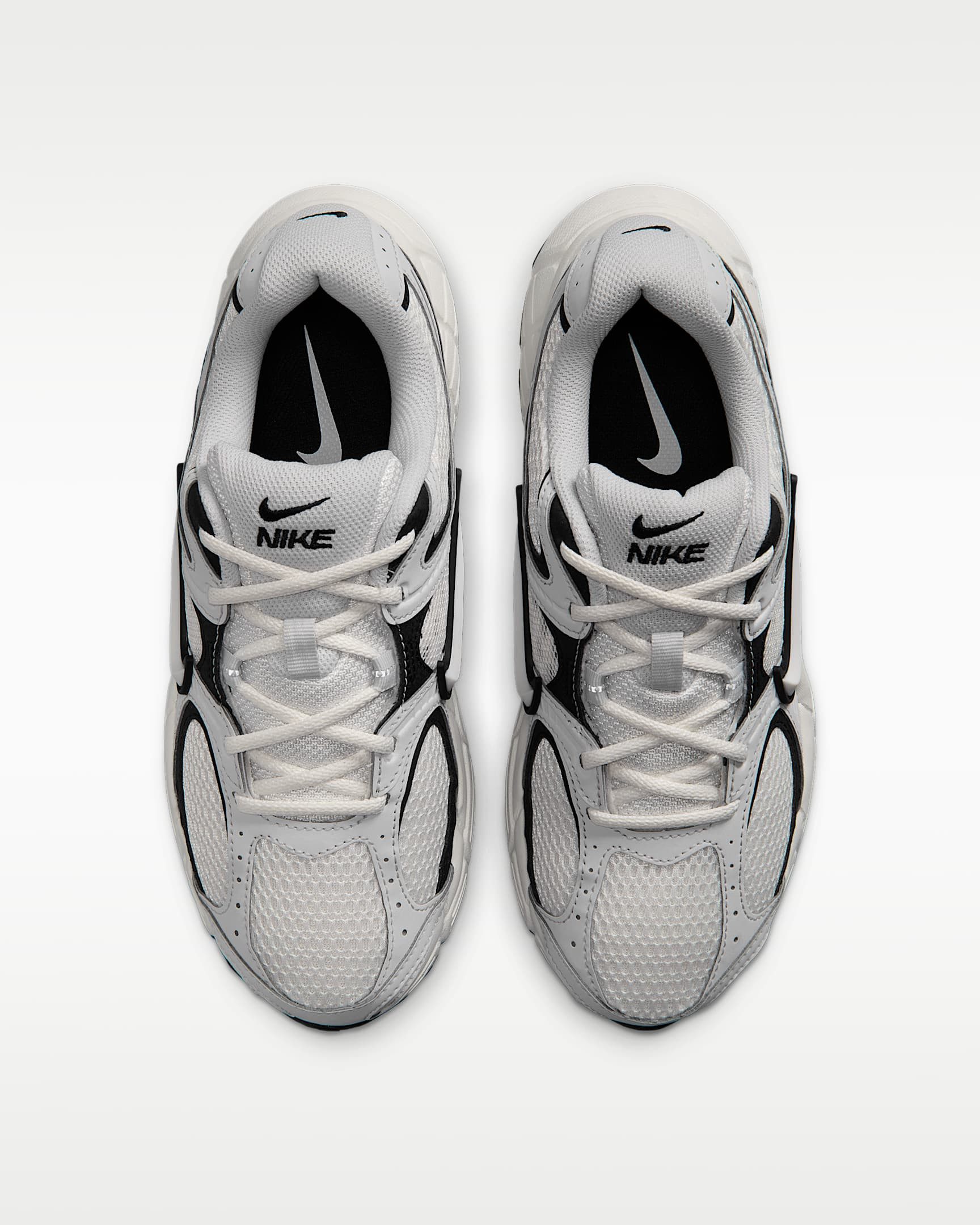 Nike Sportswear Nike V5 RNR Sneaker inspiriert vom Design des Y2K Nike Vomero 5 – Bild 4 von 5