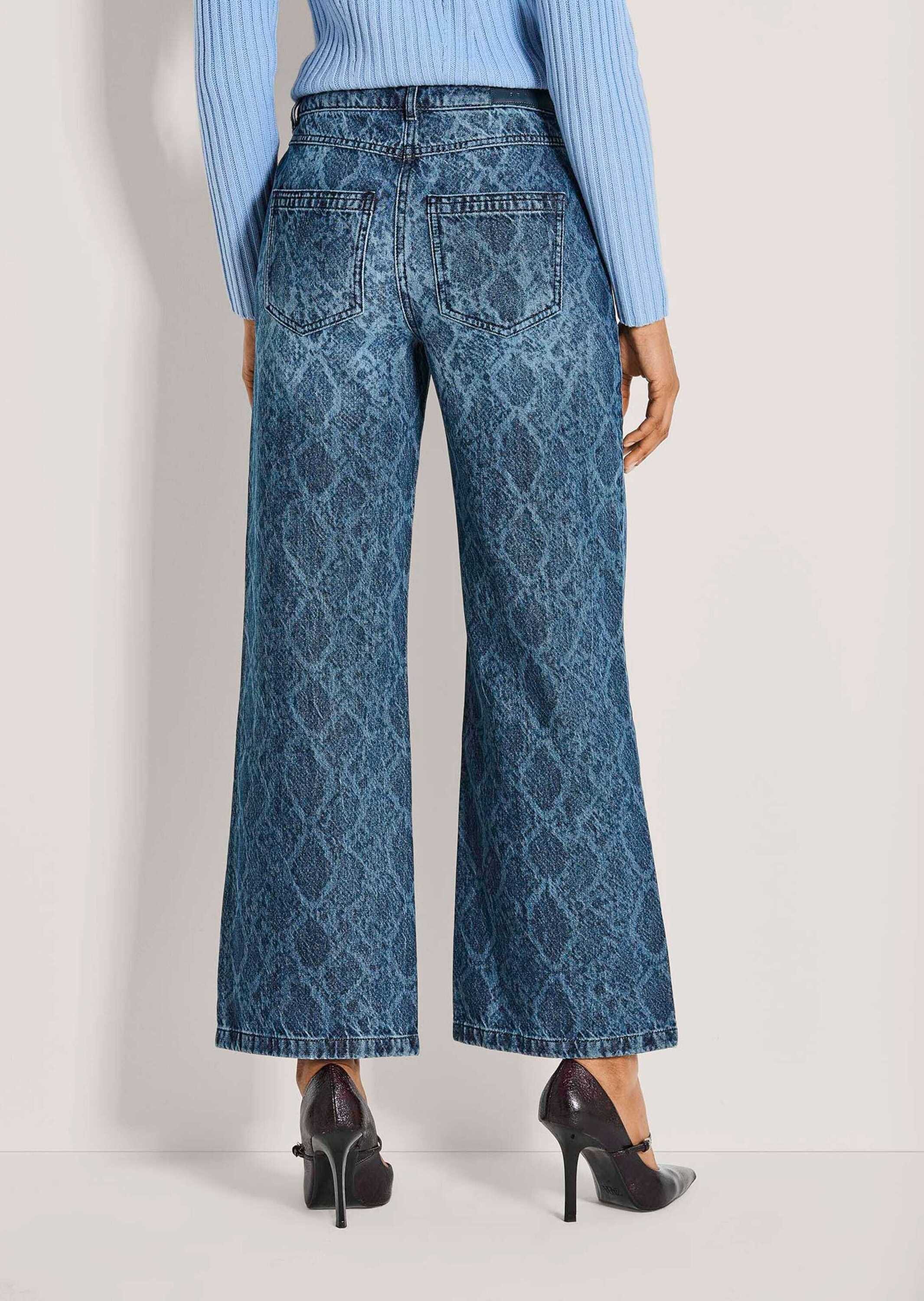 MADELEINE Gerade Jeans Kurzgröße: Culotte-Jeans mit Ornament-Print Weit geschnittene Denim mit einzigartigem Druck, hoher Bund