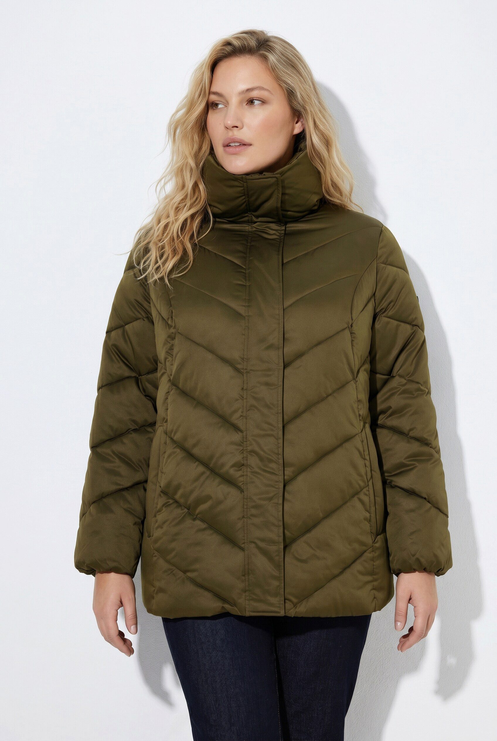 Ulla Popken Steppjacke HYPRAR Steppjacke wasserabweisend Kunstfellbesatz-Kragen