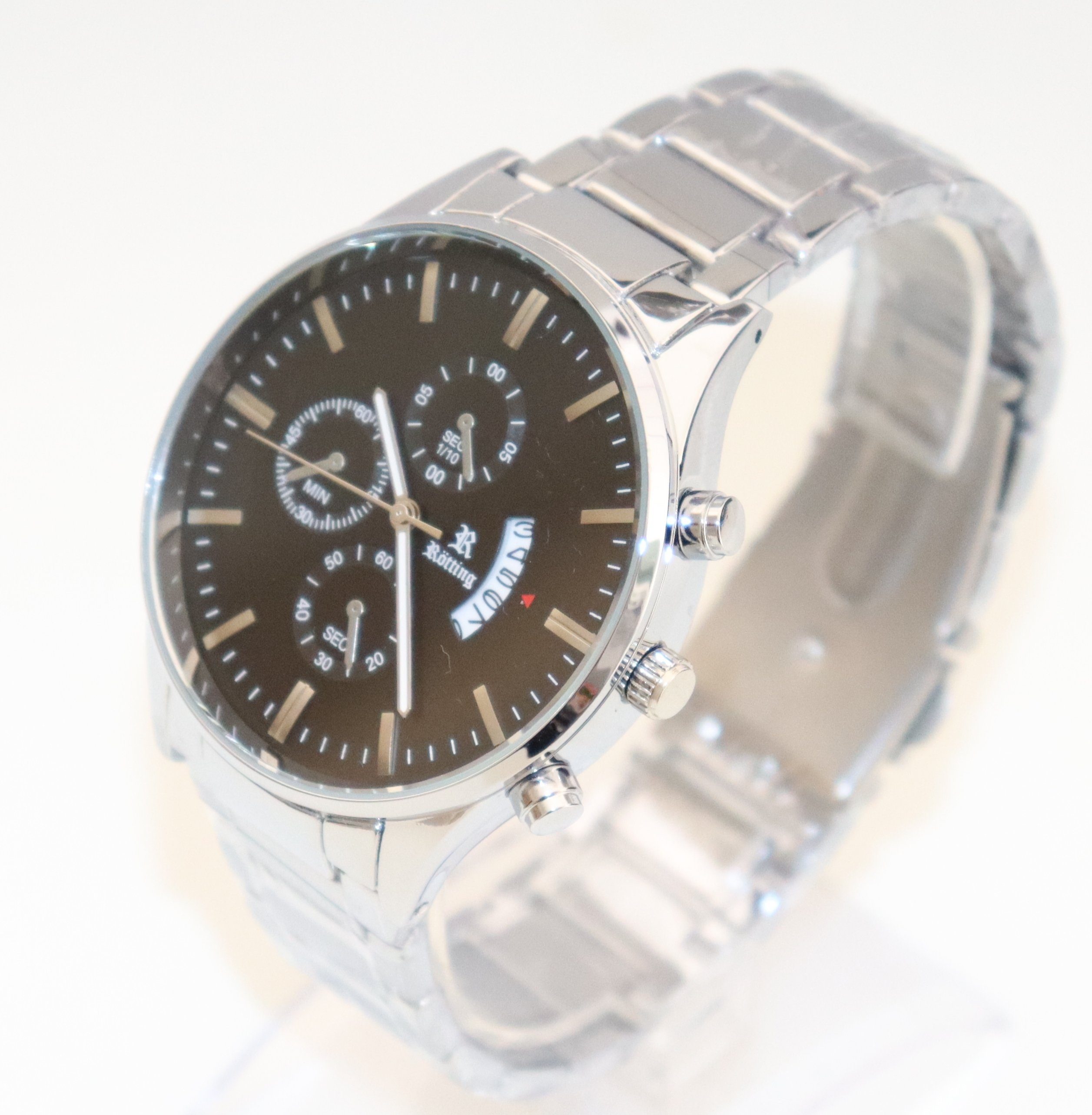 Rötting Design Quarzuhr Herrenuhr schwarzes Ziffernblatt Datumsanzeige in Chrono-Look Design, aus der Collection "Rötting", Handgelenkumfang wählbar 18 bis 22 cm