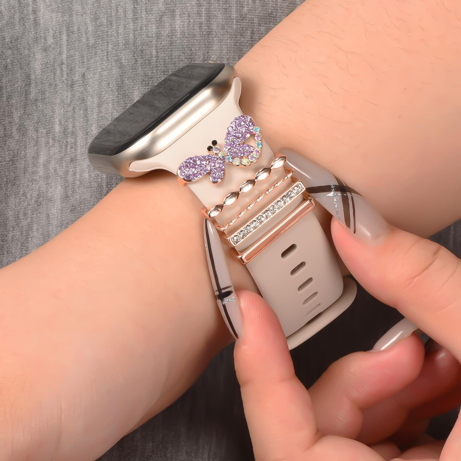 CoolGadget Smartwatch-Armband Uhren Charms Schmuck Ringe Deko Loops Motiv Clips, passend für alle Apple Watch und Samsung Galaxy Watch Modelle – Bild 4 von 5