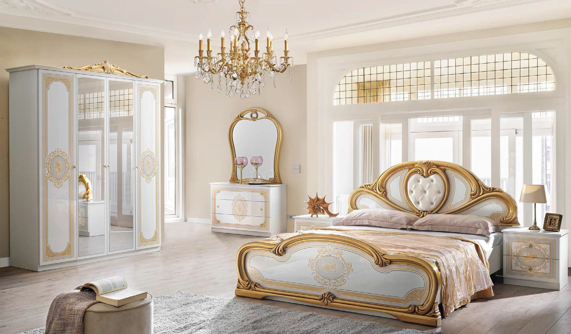 Interdesign24 Schlafzimmer-Set Clara, (6-Teilig, inkl. Spiegeltüren und Polsterung, mit Goldverzierungen im ausgefallenem Barock-Stil), in Hochglanz Weiß/Gold