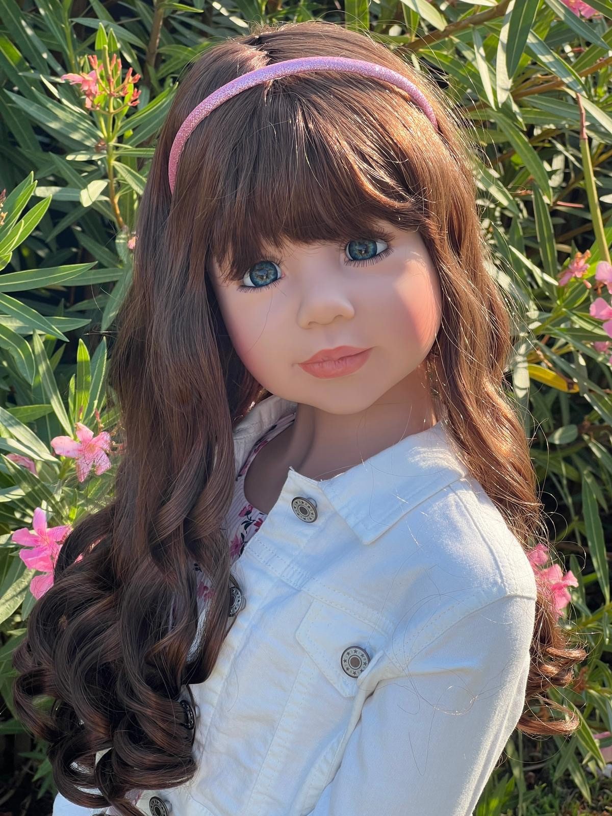 CMTPUPPENGALERIE Stehpuppe Bonnie von Monika Levenig - braun - 122 cm - (1- günstig online kaufen