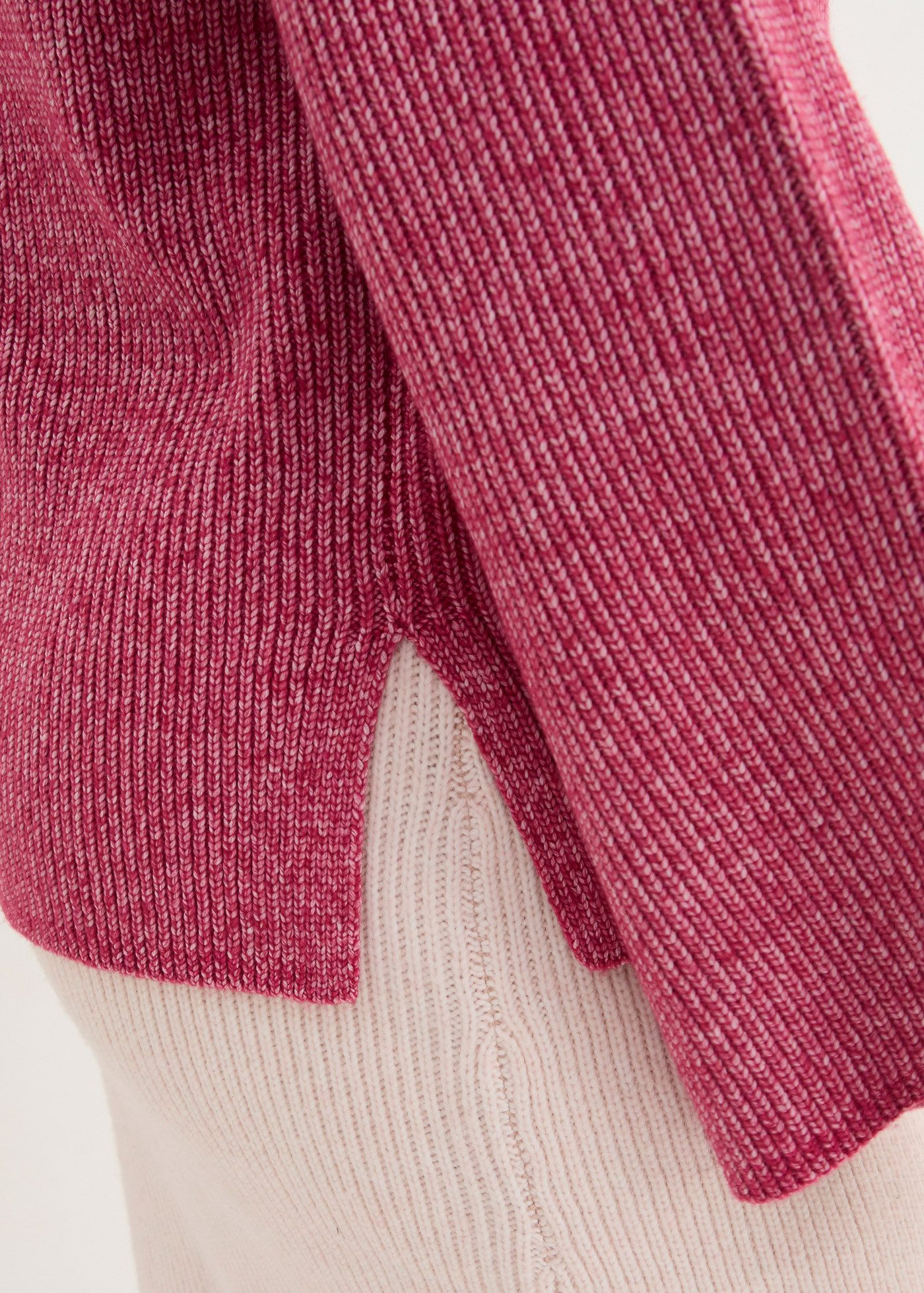 bonprix Strickpullover mit weiten Trompetenärmeln, Oversized-Passform, feiner Rippstrick