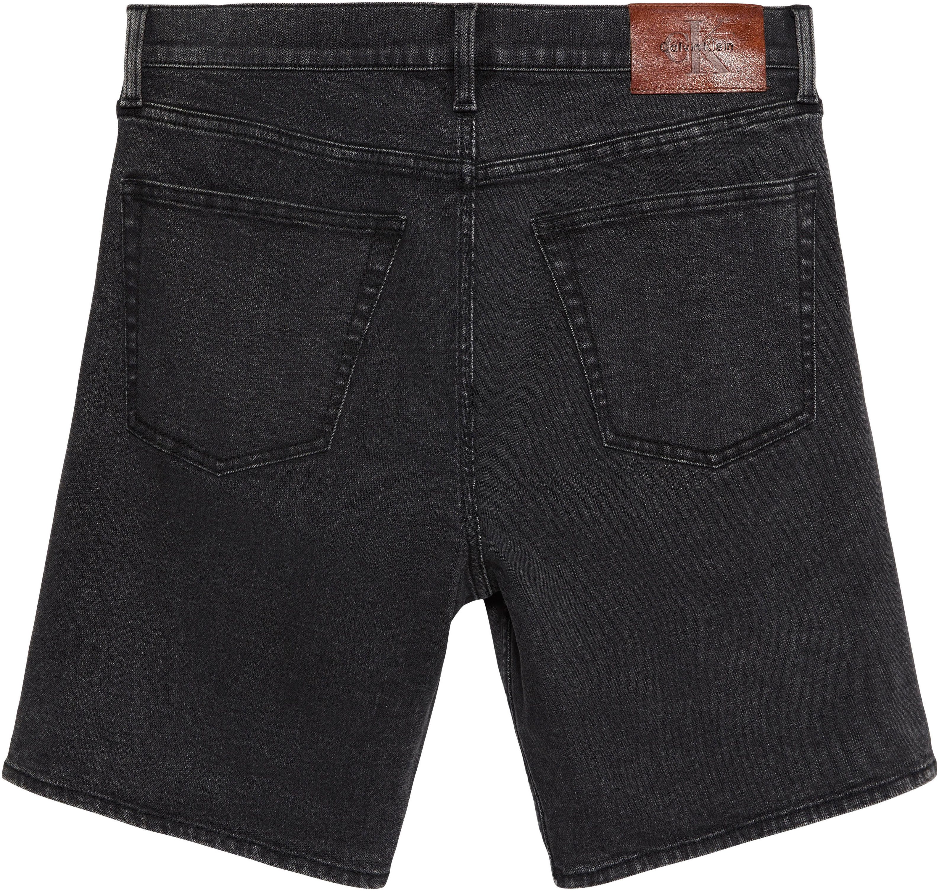Calvin Klein Jeans Shorts SLIM ESSENTIAL BLACK SHORT Slim fit mit praktischen Taschen