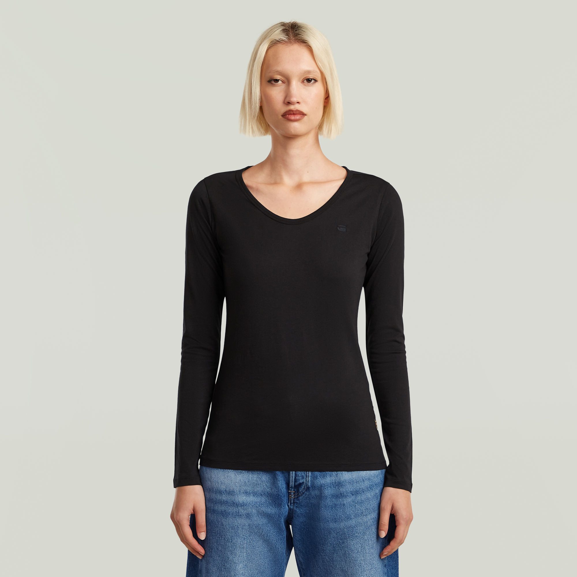 G-STAR Langarmshirt Core eyben slim u t wmn ls mit Label-Aufnäher, V-Ausschnitt
