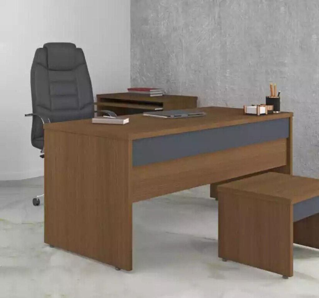 JVmoebel Schreibtisch Schreibtisch Büromöbel Arbeitszimmer Holz Tisch Tische Office (1-St), Made in Europa
